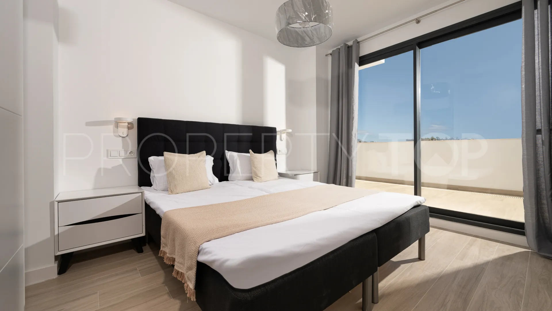 Apartment for sale in Cala de Mijas