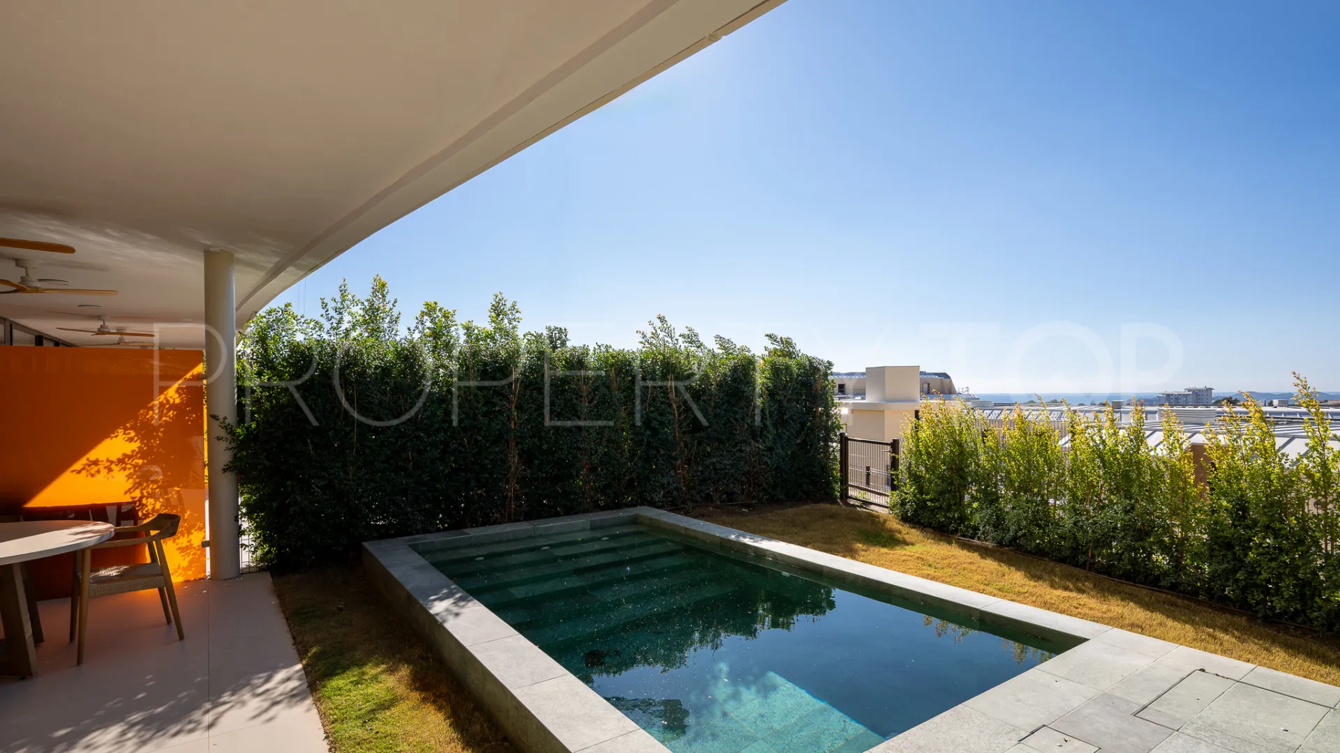 2 bedrooms ground floor apartment in Fuengirola for sale
