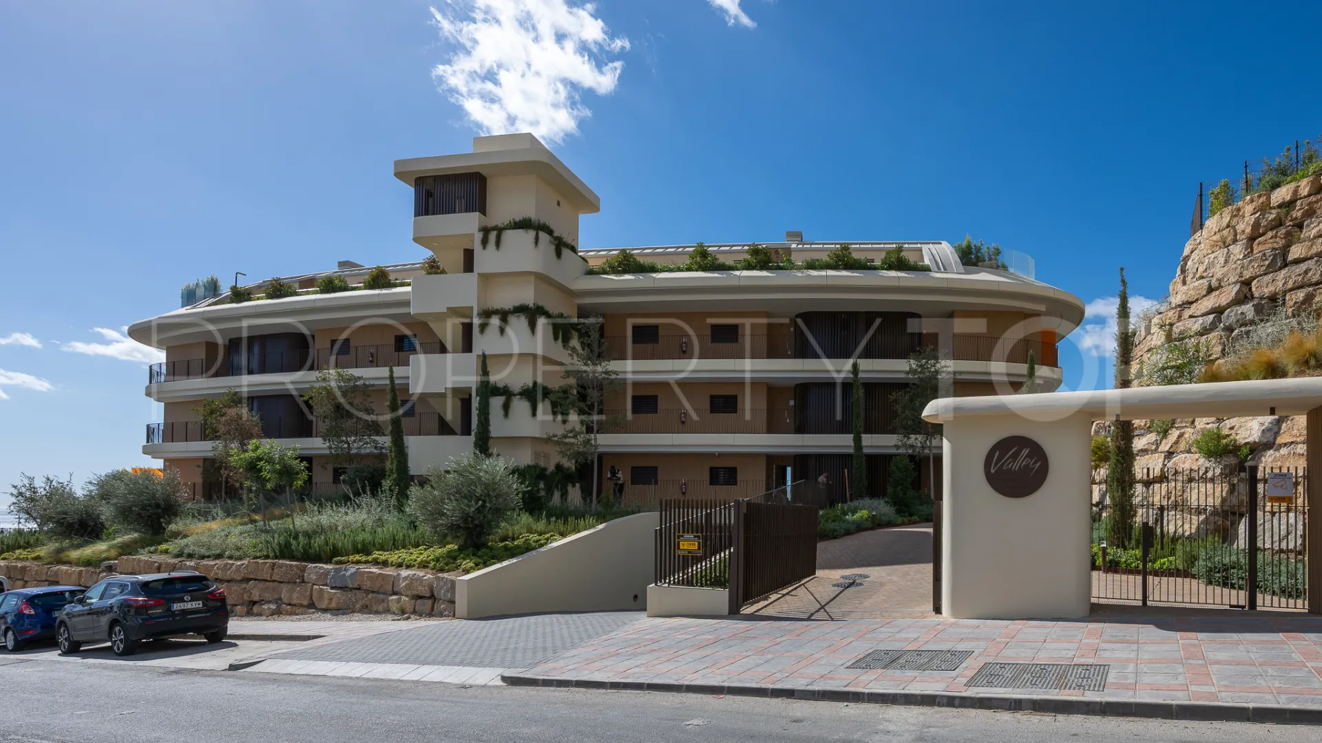 2 bedrooms ground floor apartment in Fuengirola for sale