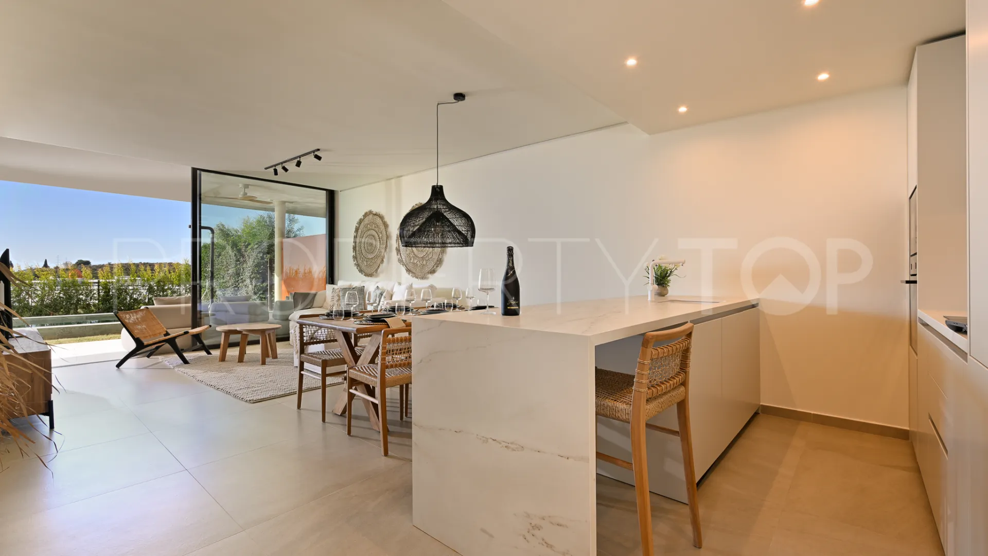 2 bedrooms ground floor apartment in Fuengirola for sale