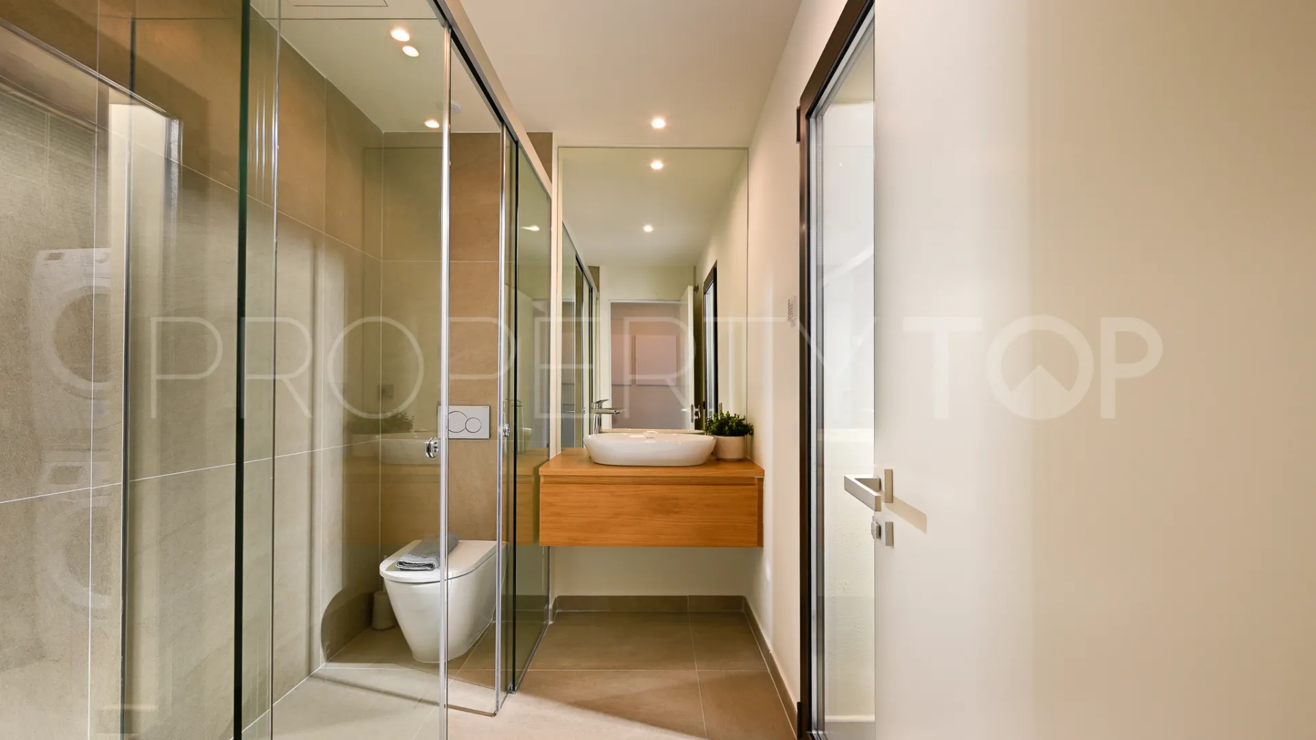 2 bedrooms ground floor apartment in Fuengirola for sale