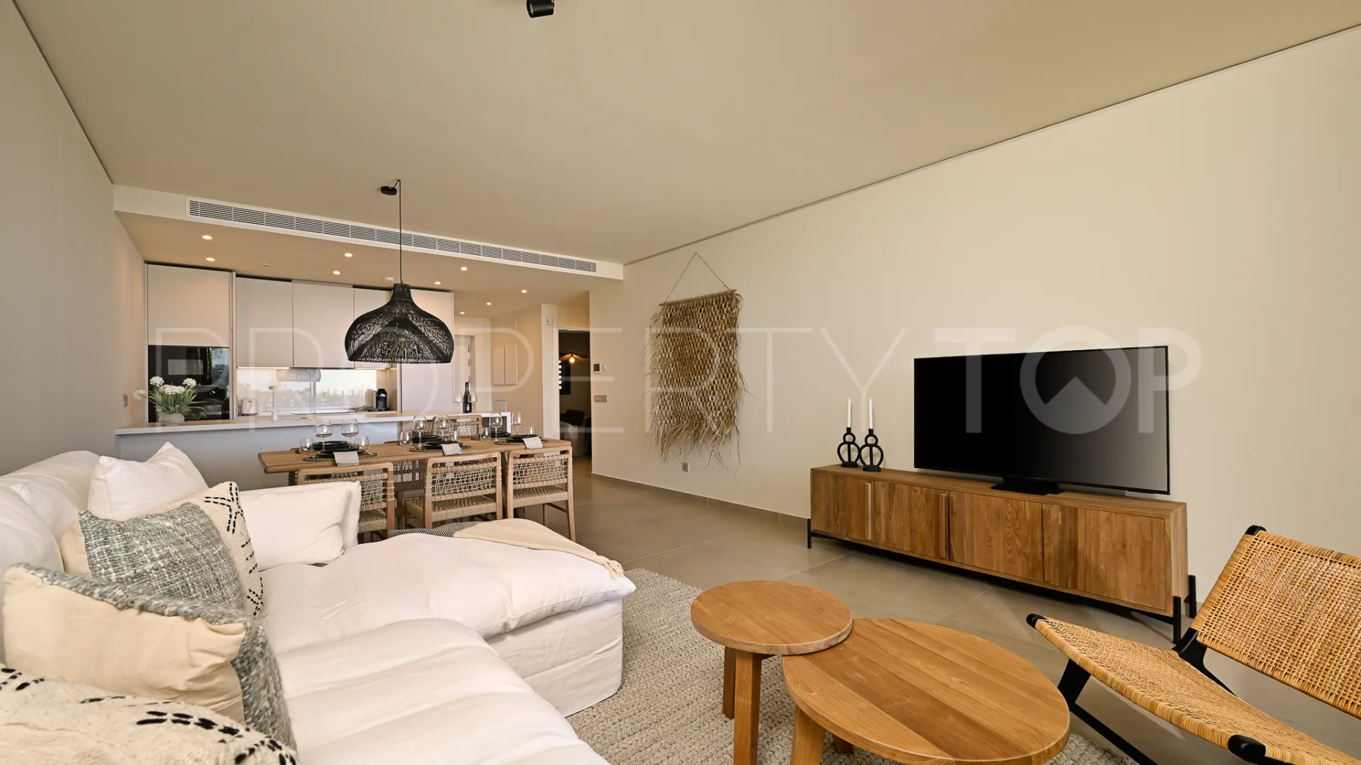 2 bedrooms ground floor apartment in Fuengirola for sale