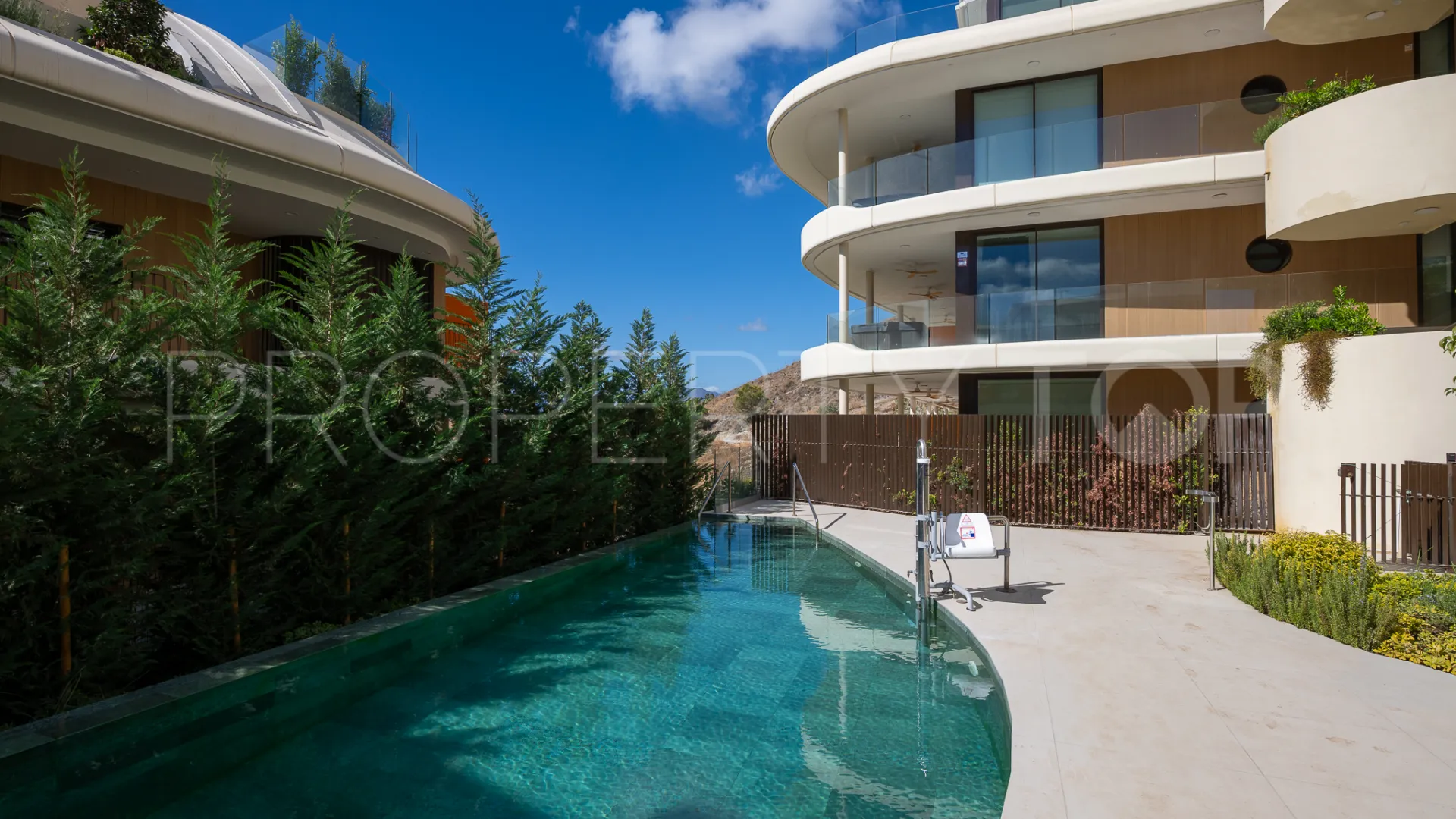 2 bedrooms ground floor apartment in Fuengirola for sale