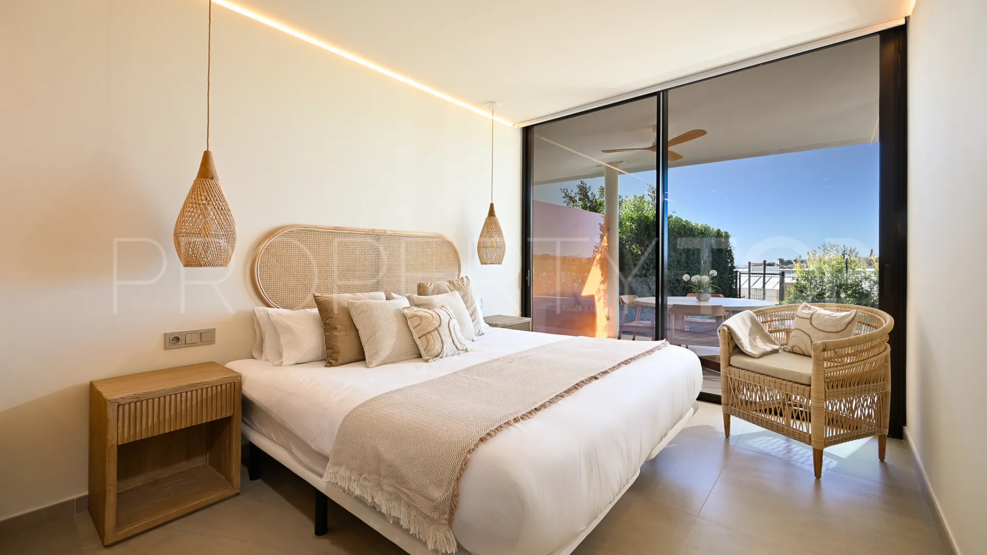 2 bedrooms ground floor apartment in Fuengirola for sale