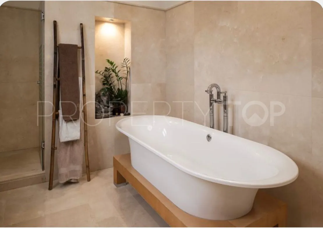 Comprar villa de 3 dormitorios en Fuente del Espanto