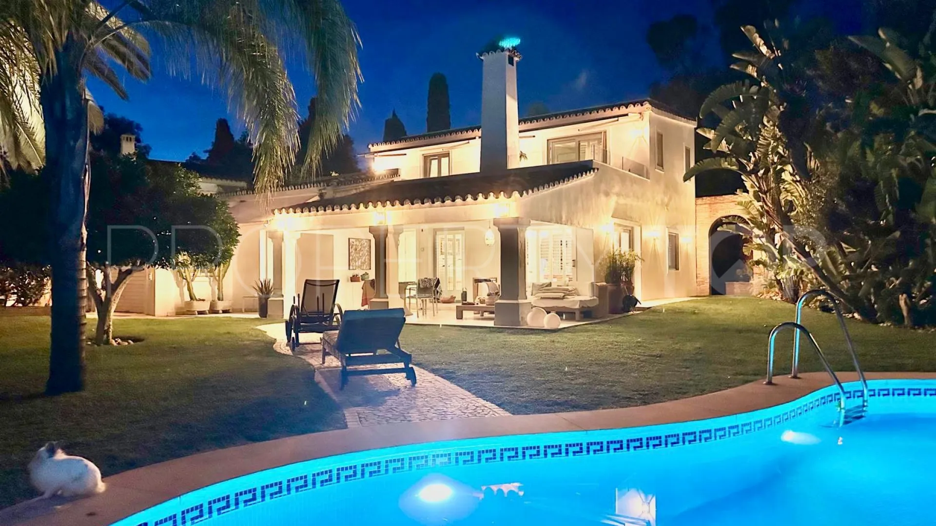 Comprar villa de 3 dormitorios en Fuente del Espanto
