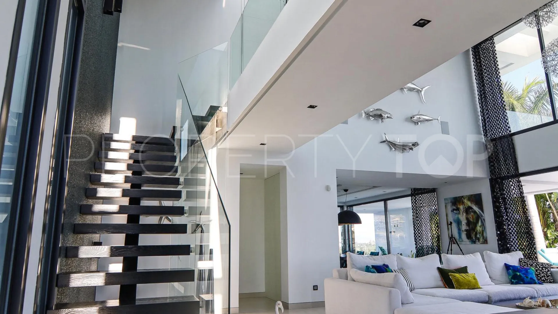 Villa for sale in Los Flamingos Golf with 6 bedrooms