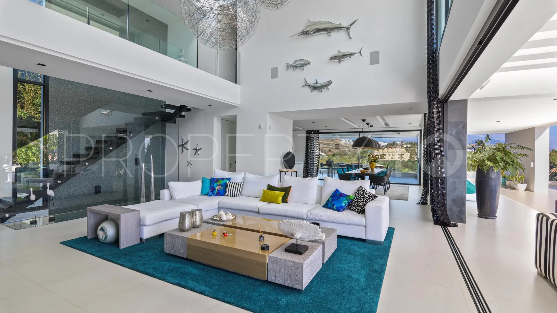 Villa for sale in Los Flamingos Golf with 6 bedrooms