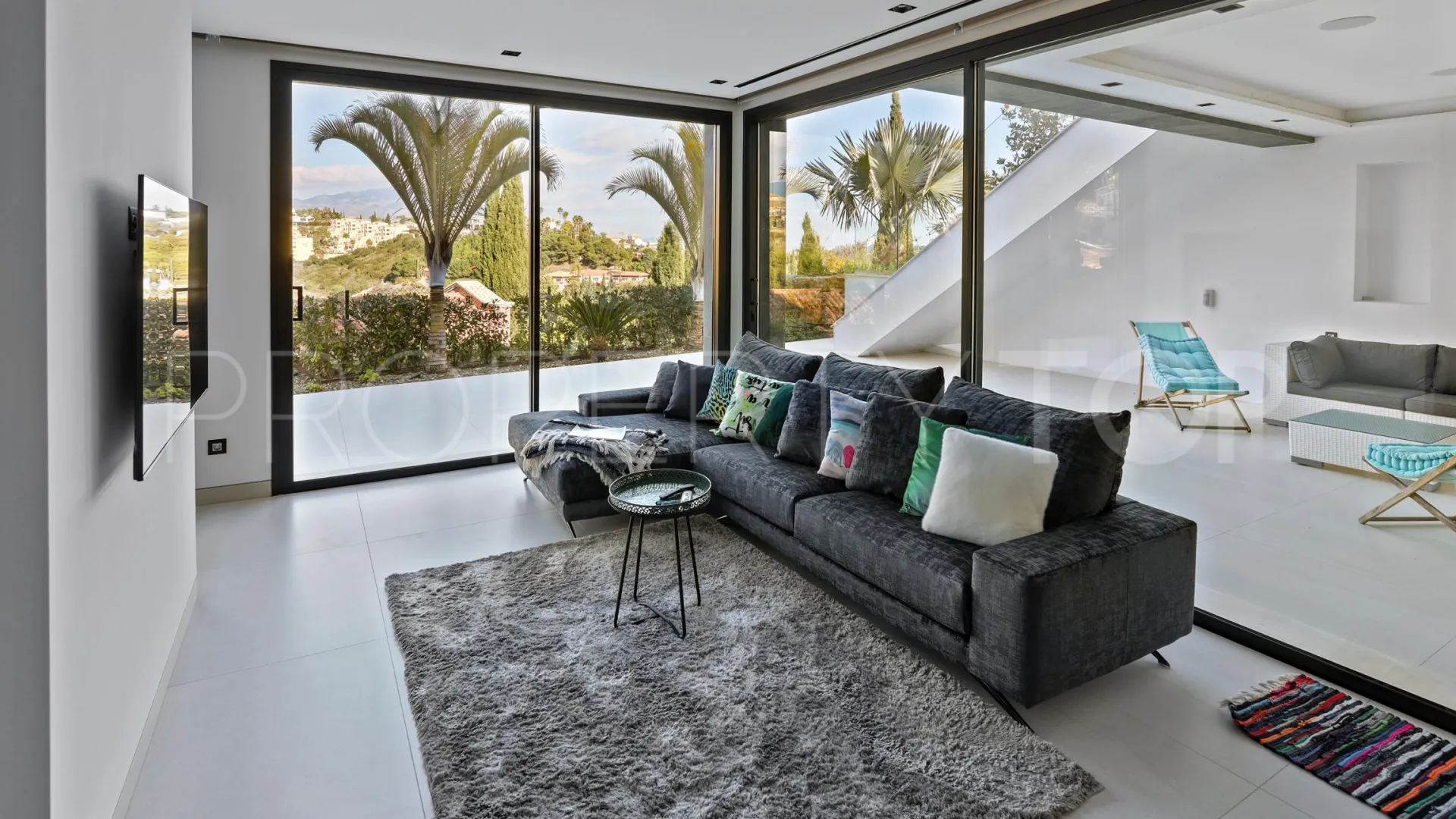 Villa for sale in Los Flamingos Golf with 6 bedrooms