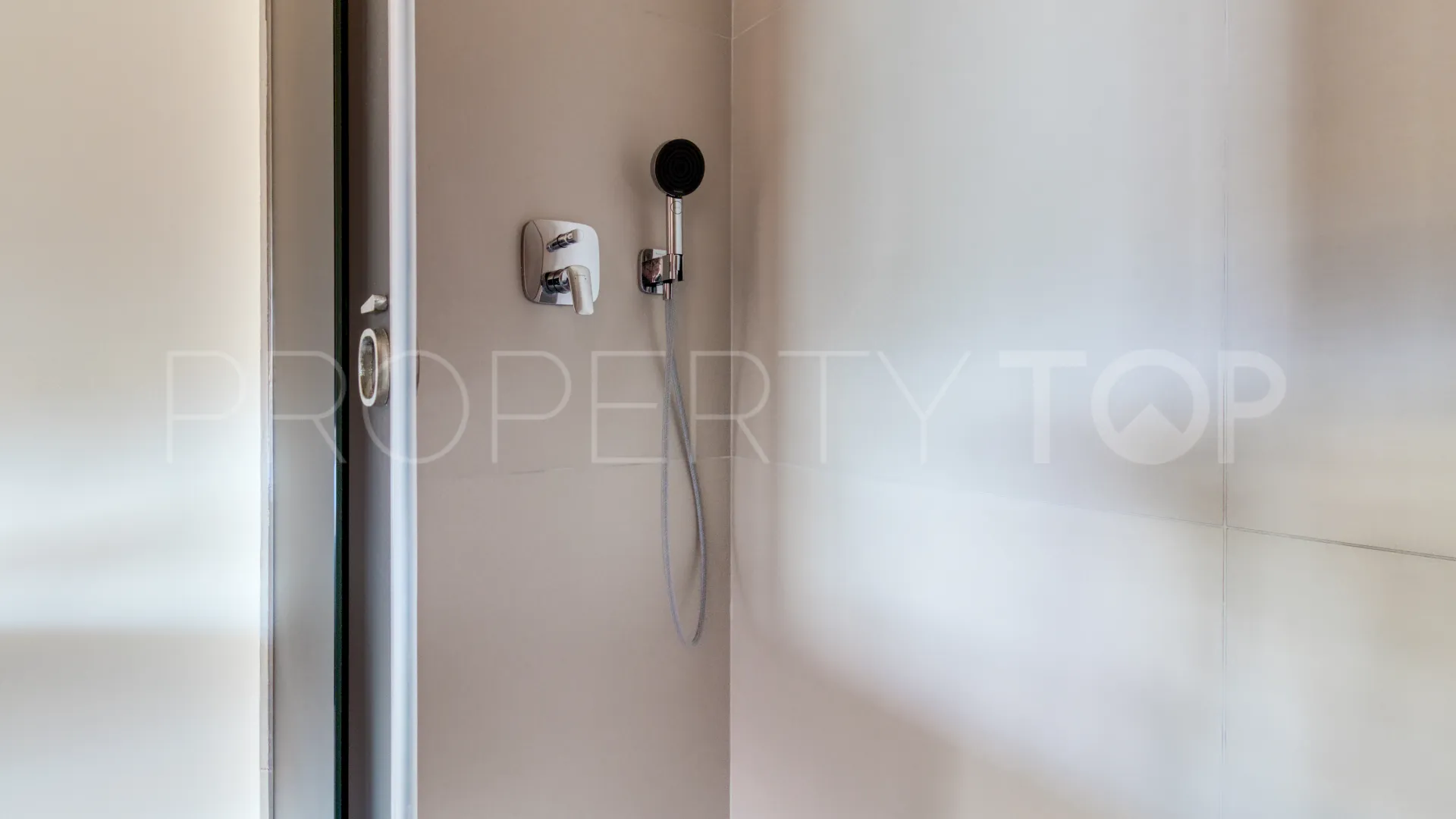 Apartamento en venta de 2 dormitorios en El Higueron