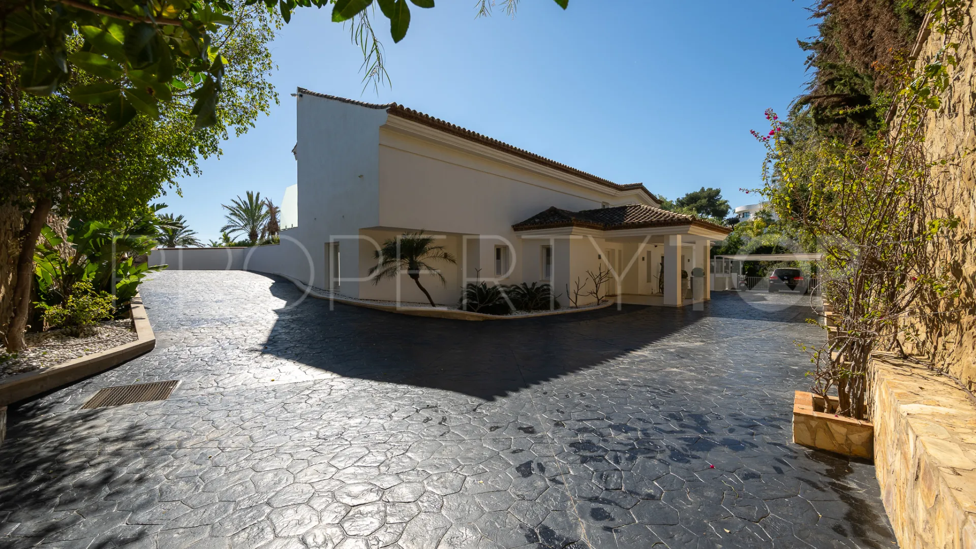 For sale Hacienda las Chapas house