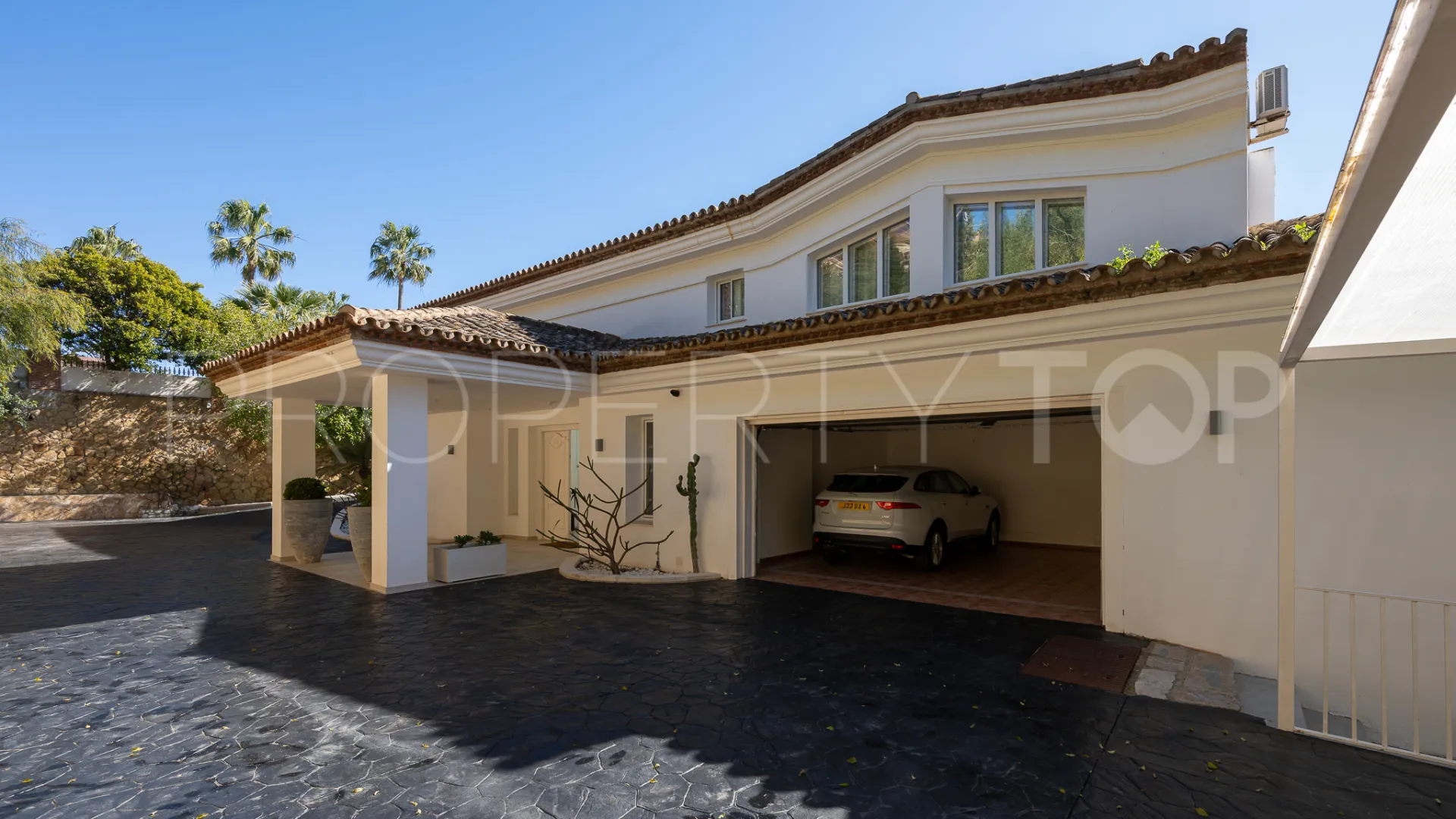 For sale Hacienda las Chapas house