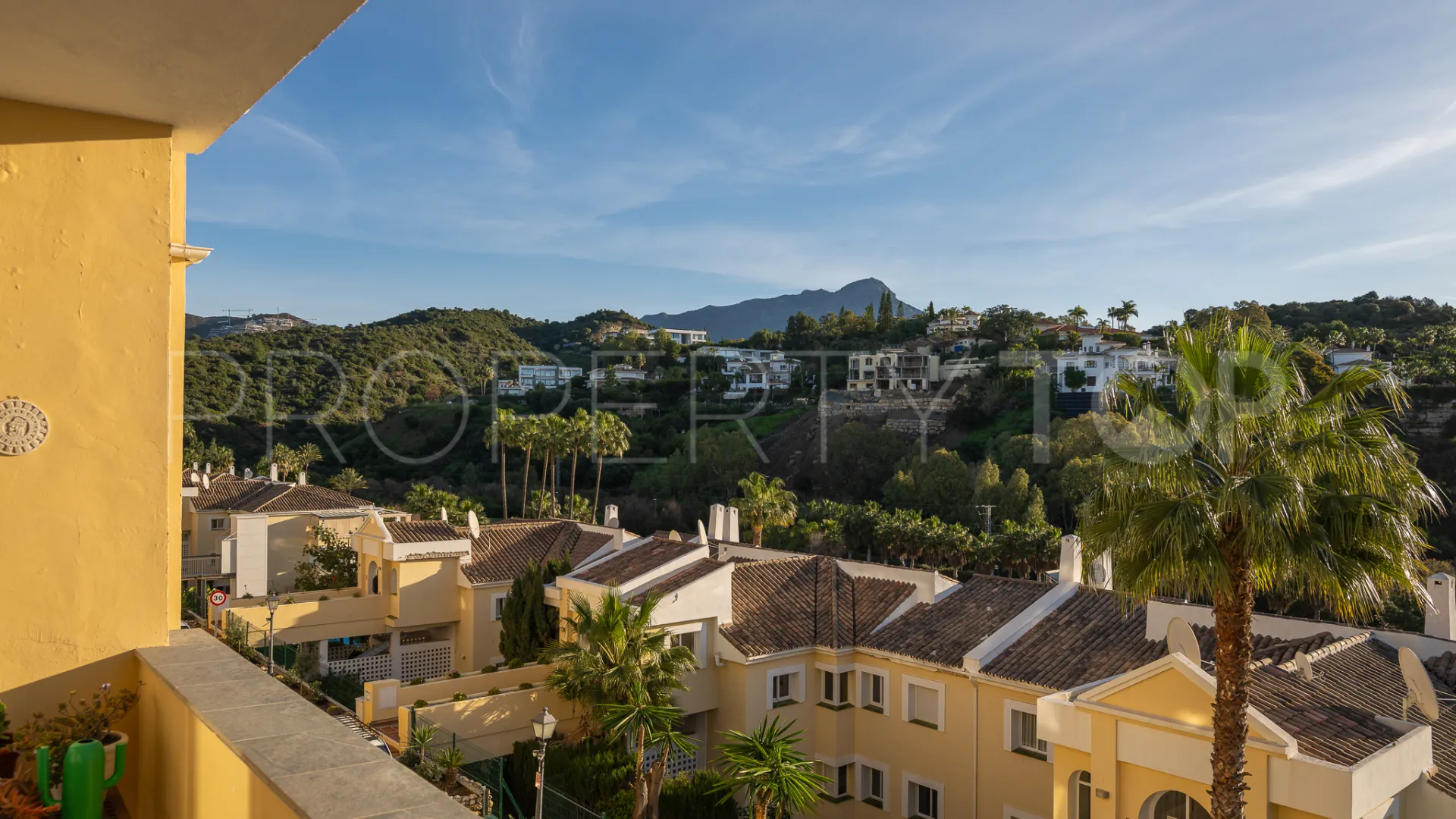 Apartment in La Quinta for sale