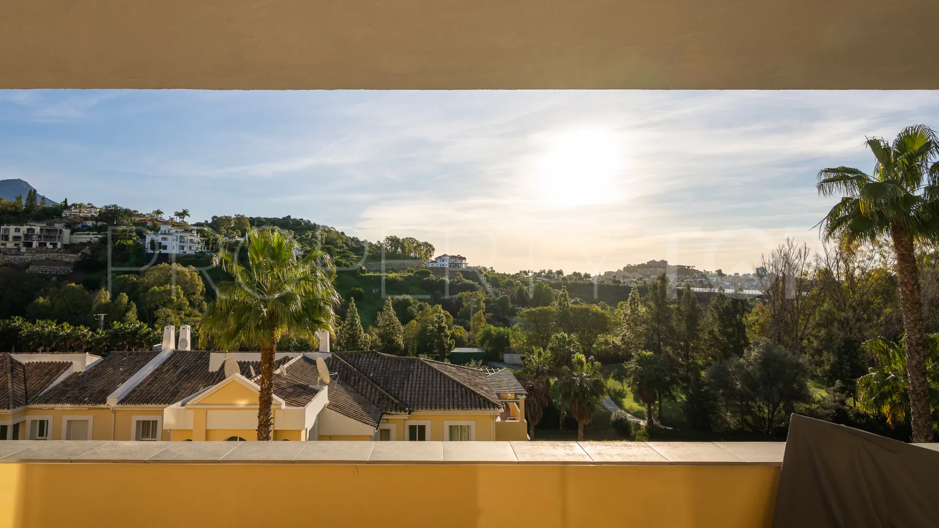 Apartment in La Quinta for sale