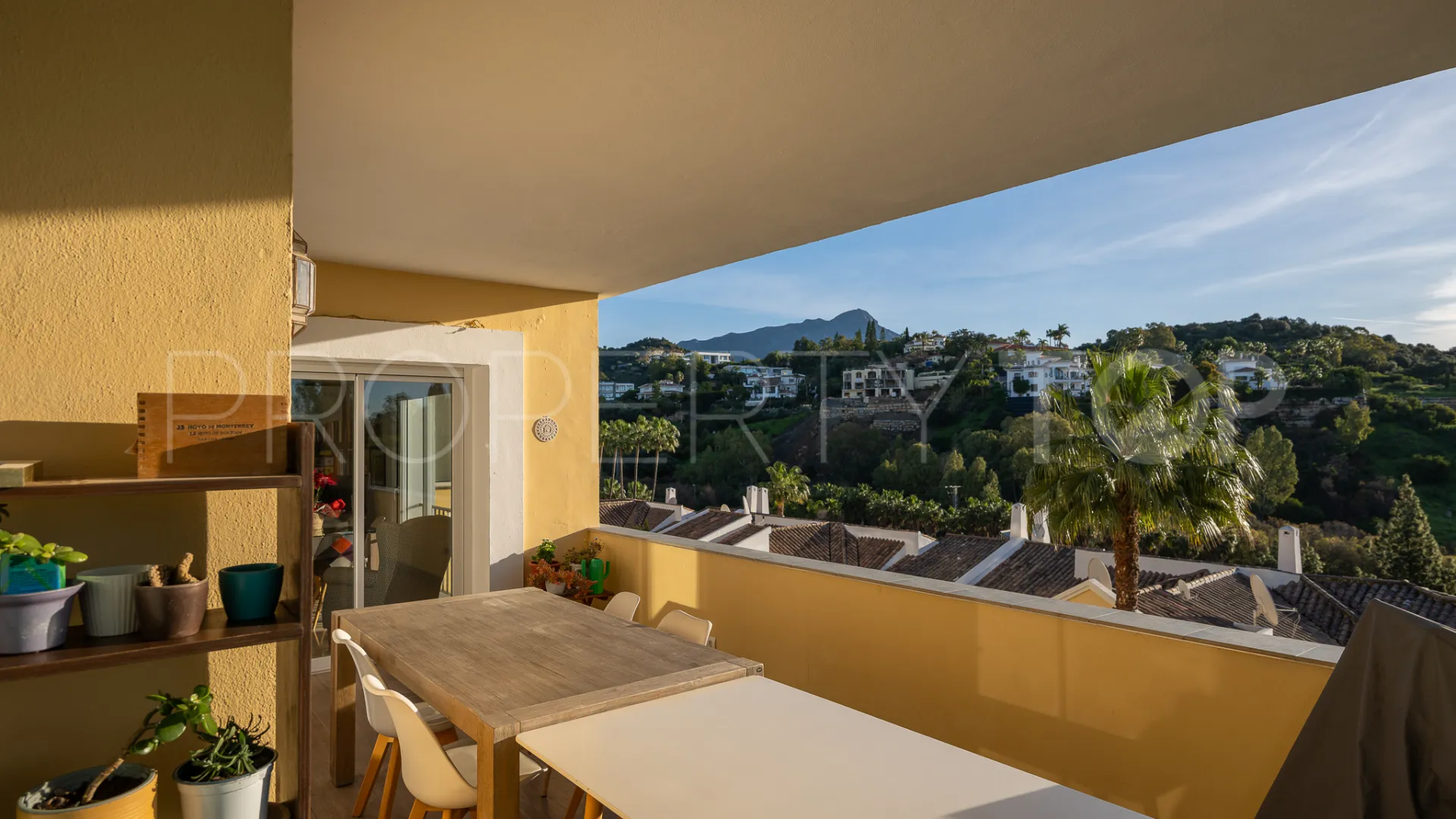 Apartment in La Quinta for sale