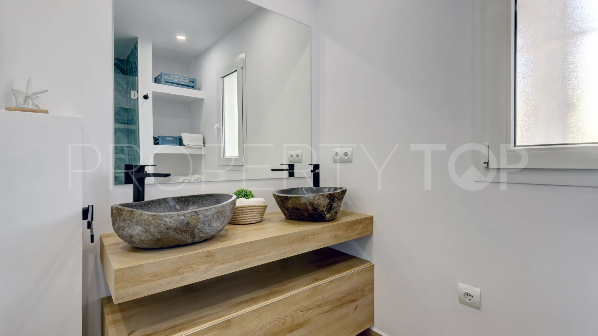 Apartment for sale in Punta Plata with 2 bedrooms