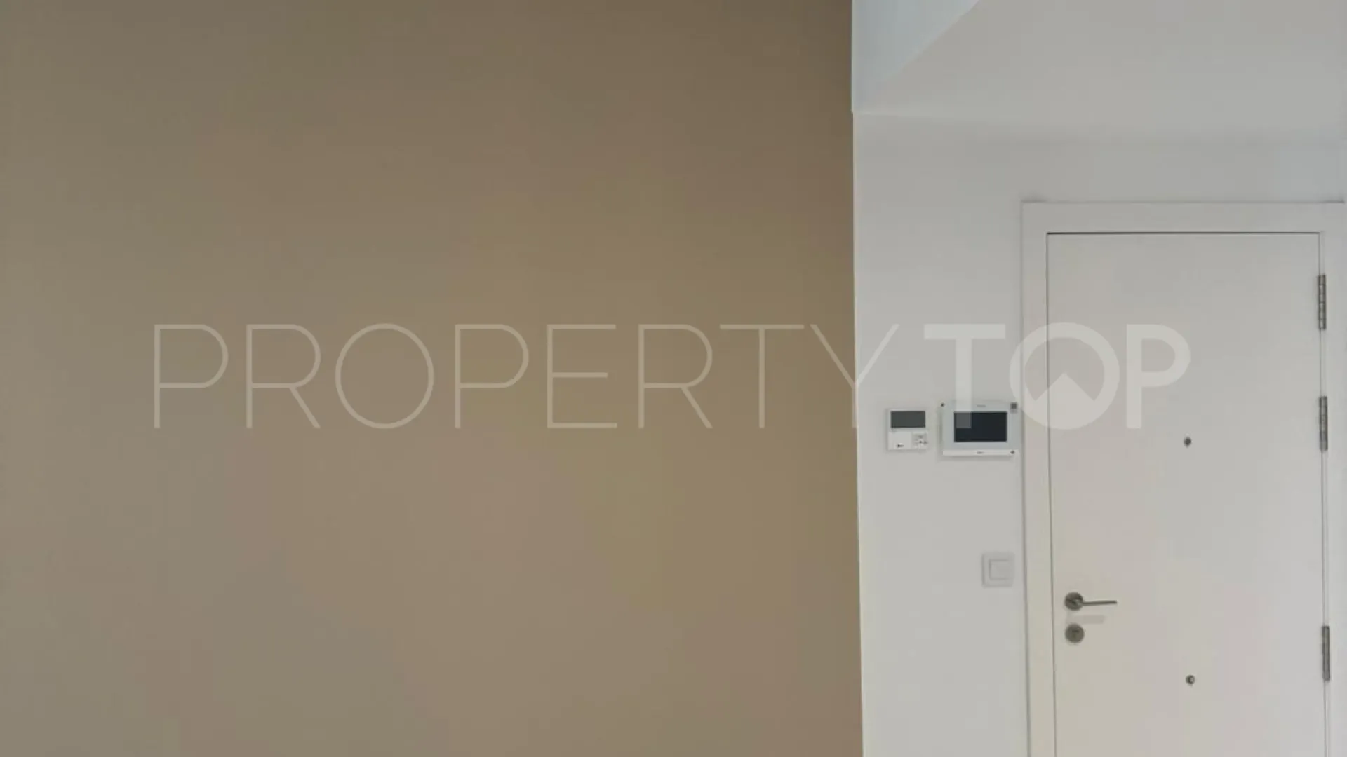 3 bedrooms ground floor apartment in El Higueron for sale