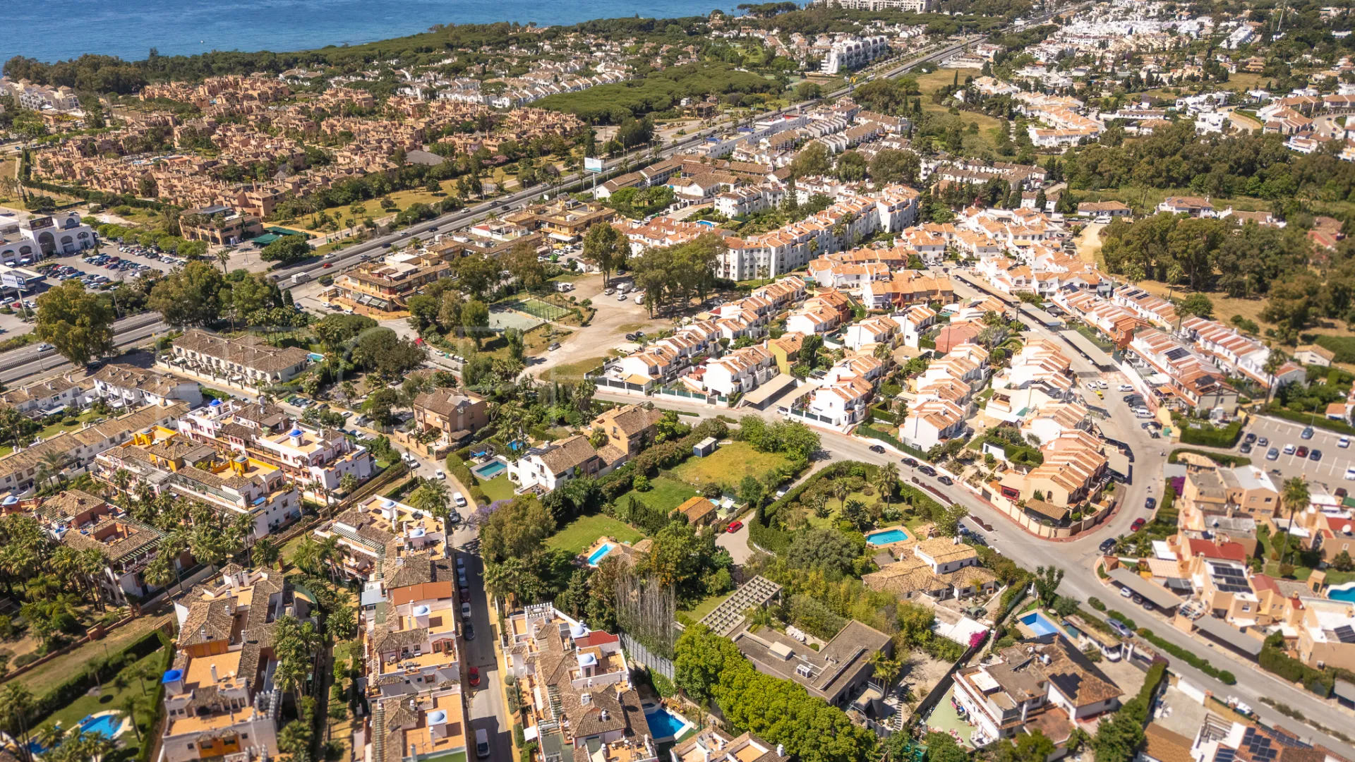 For sale plot in Diana Park