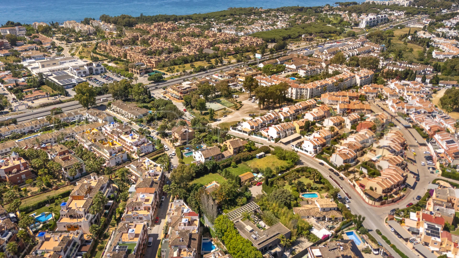 For sale plot in Diana Park
