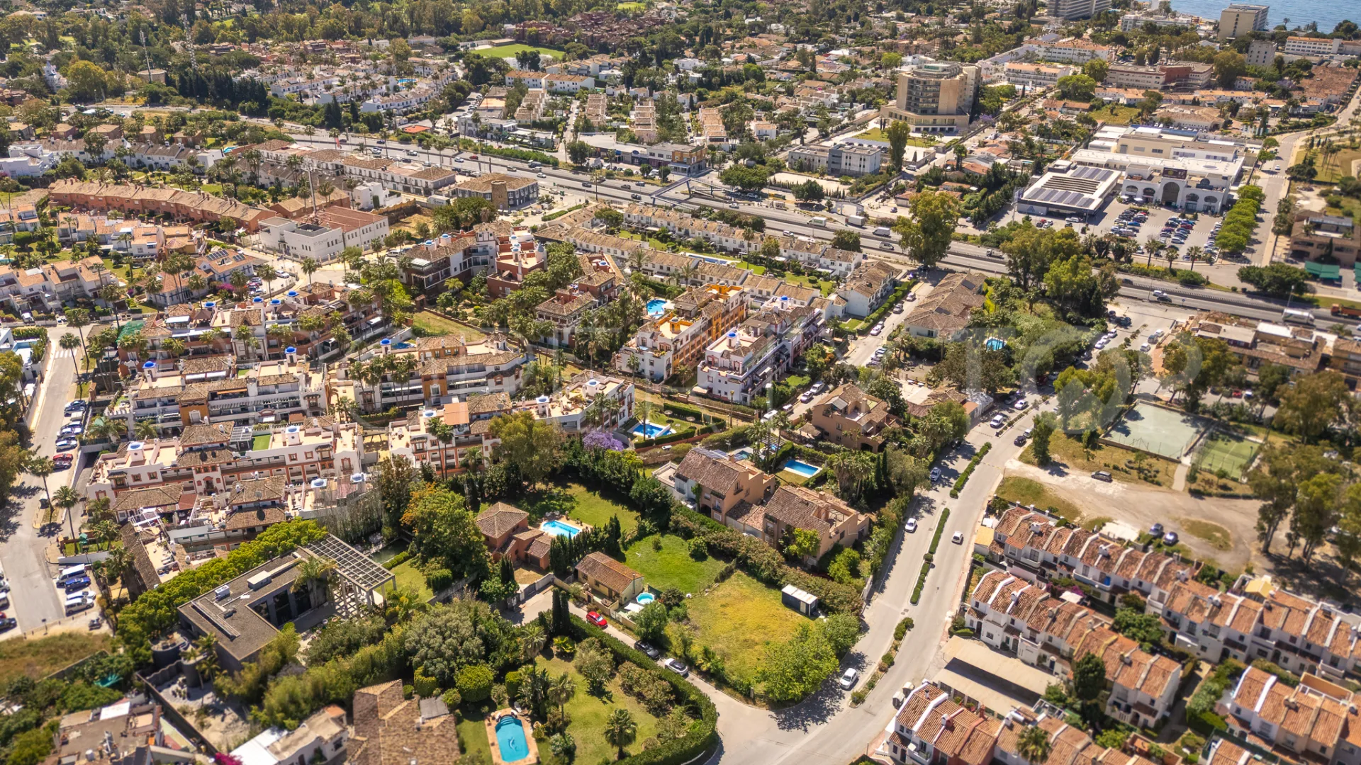 For sale plot in Diana Park
