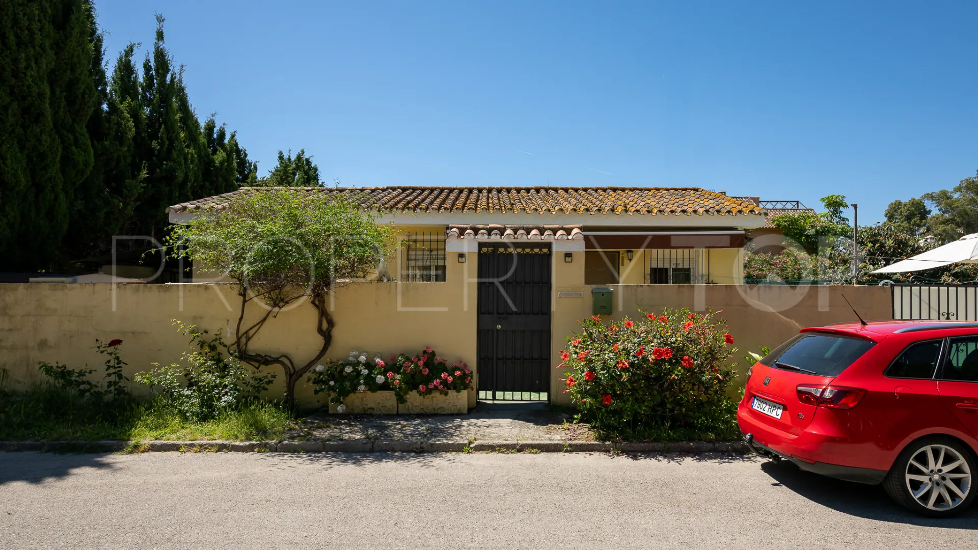 For sale plot in Diana Park