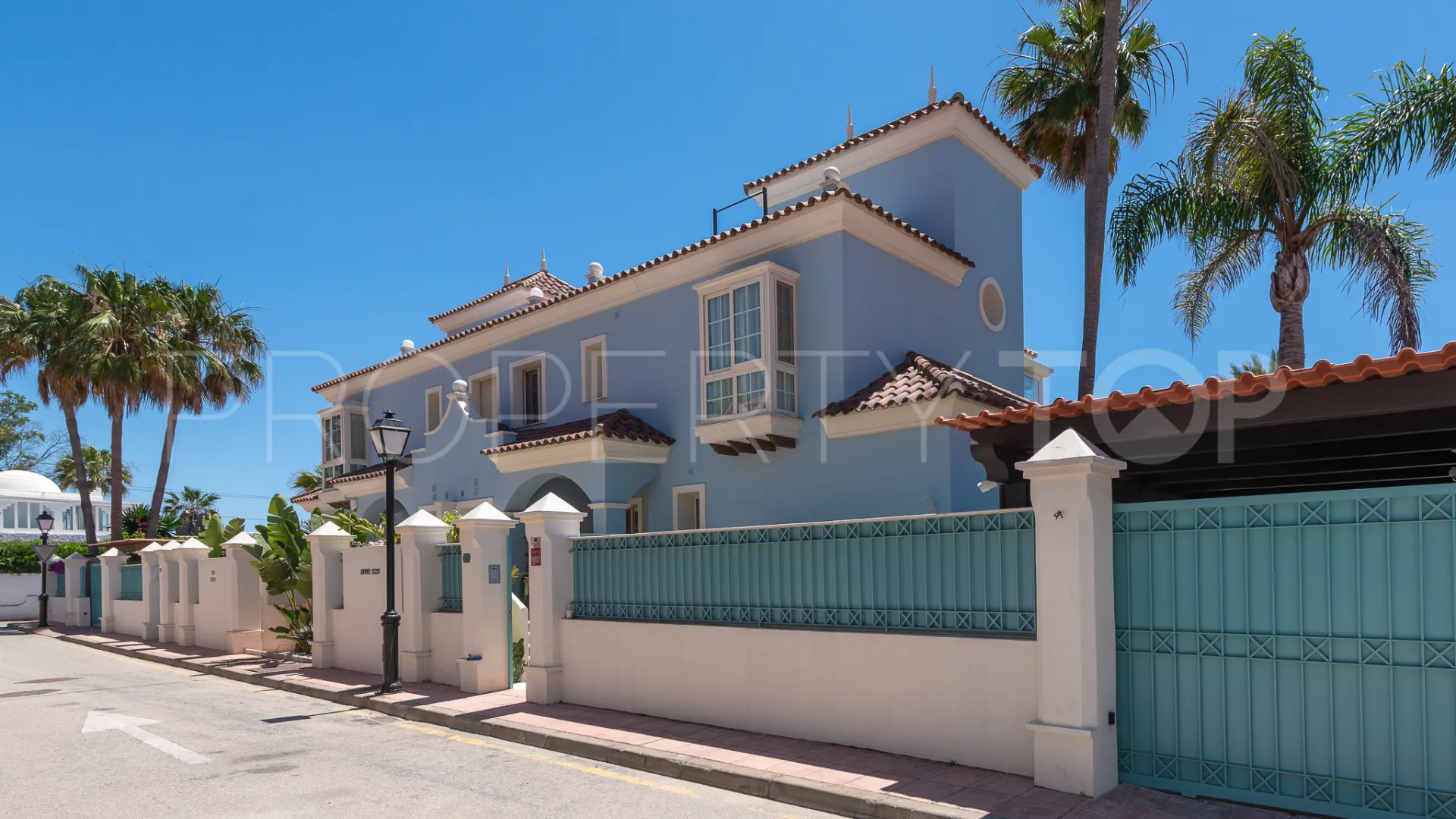 Villa en venta en Marbella - Puerto Banus