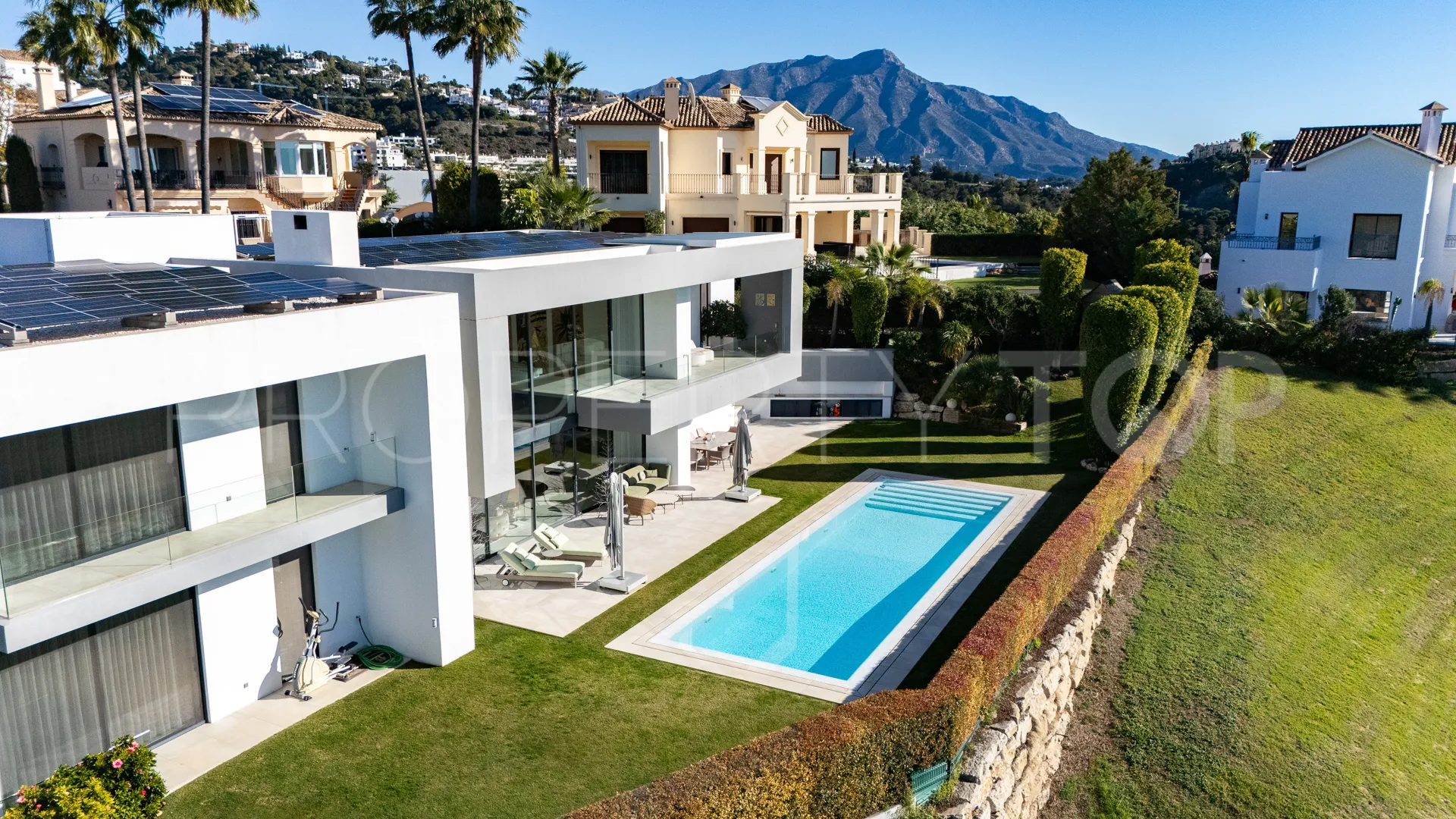 Comprar villa en Los Arqueros