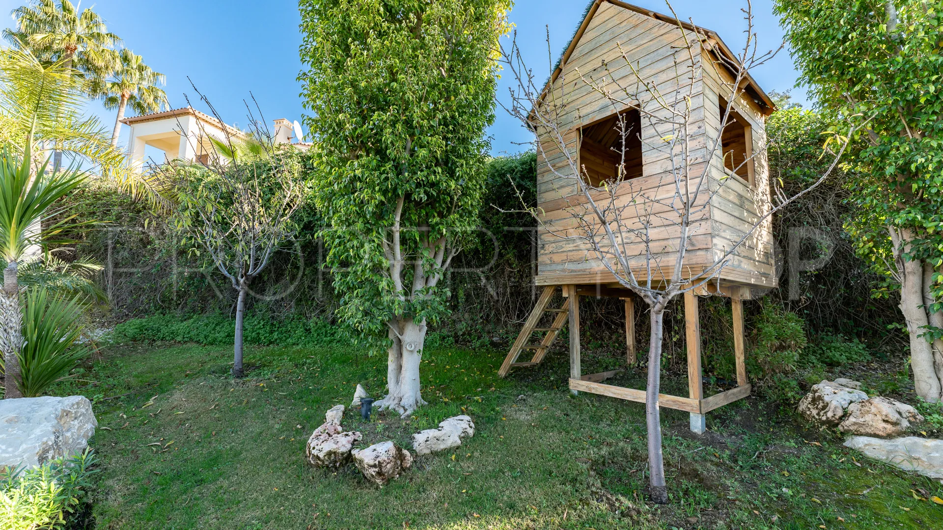 Comprar villa en Los Arqueros