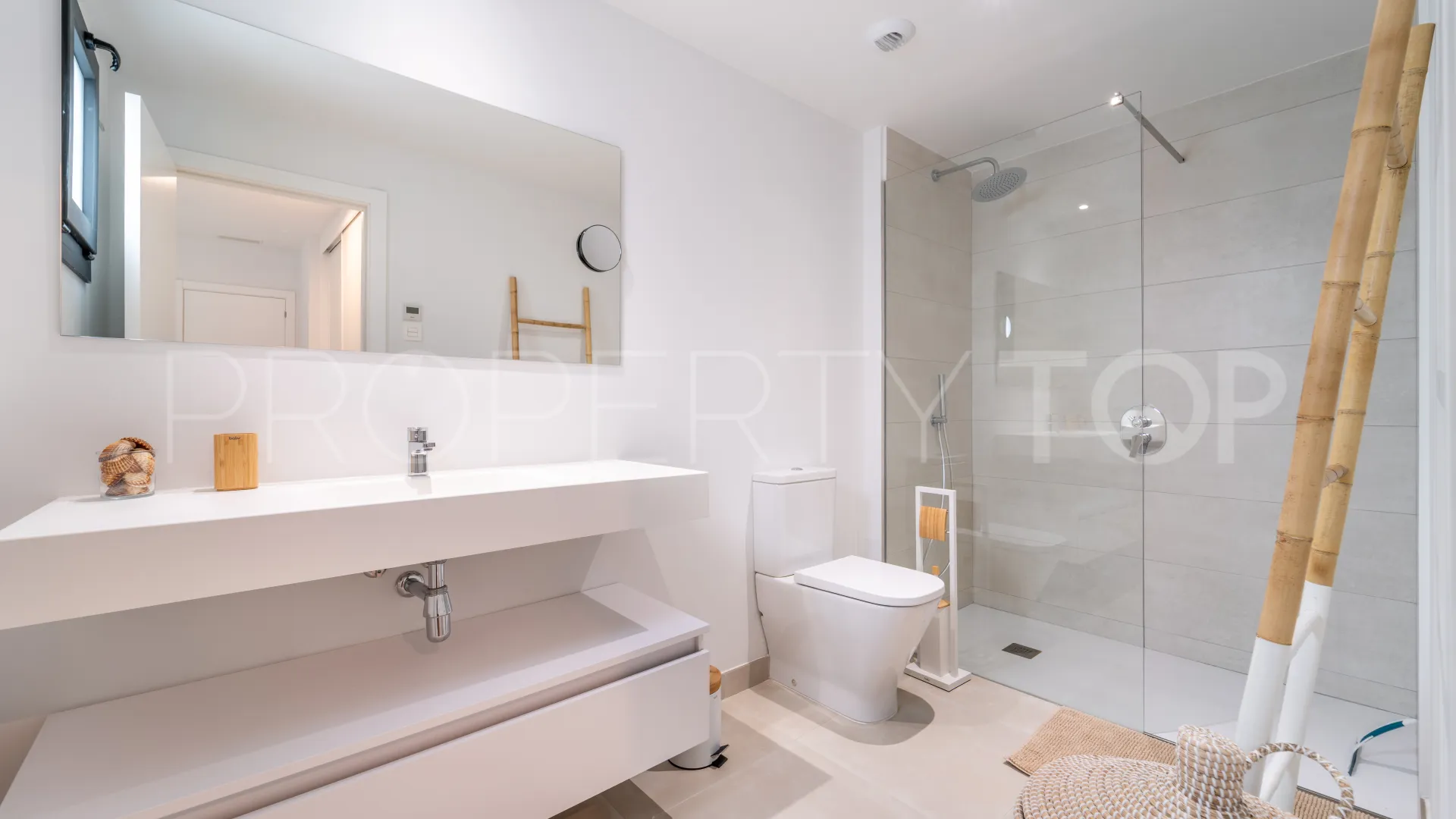 El Higueron, apartamento de 2 dormitorios en venta