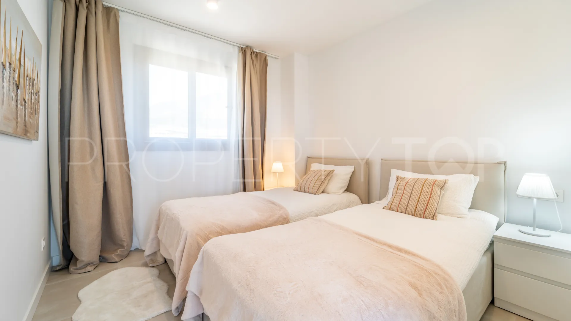 El Higueron, apartamento de 2 dormitorios en venta