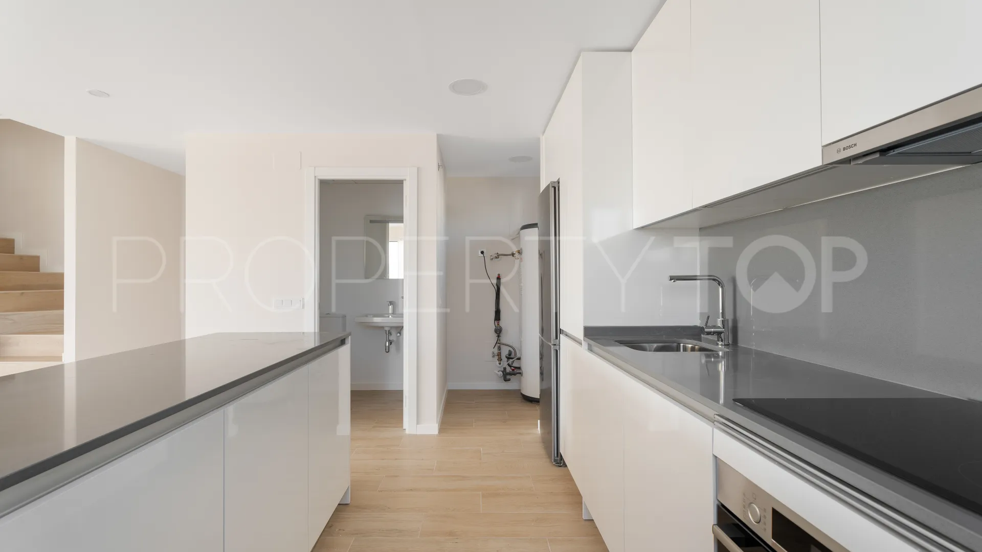 Adosado en venta con 4 dormitorios en Cala de Mijas