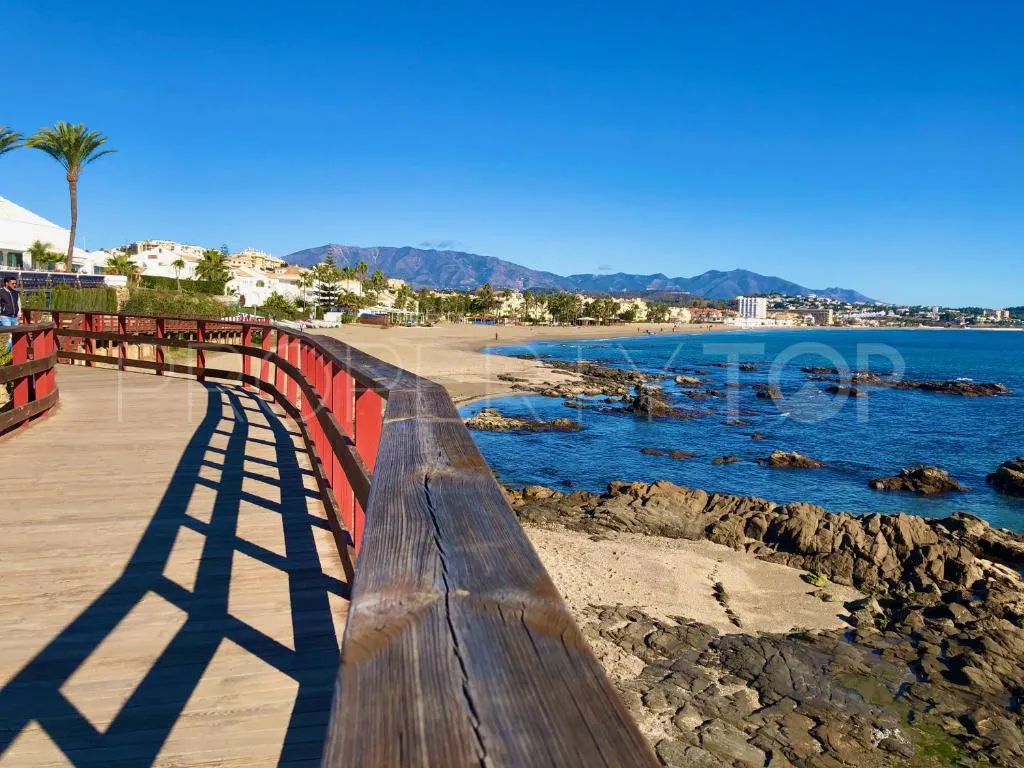 Adosado en venta con 4 dormitorios en Cala de Mijas