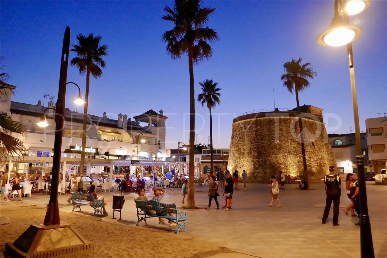Adosado en venta con 4 dormitorios en Cala de Mijas