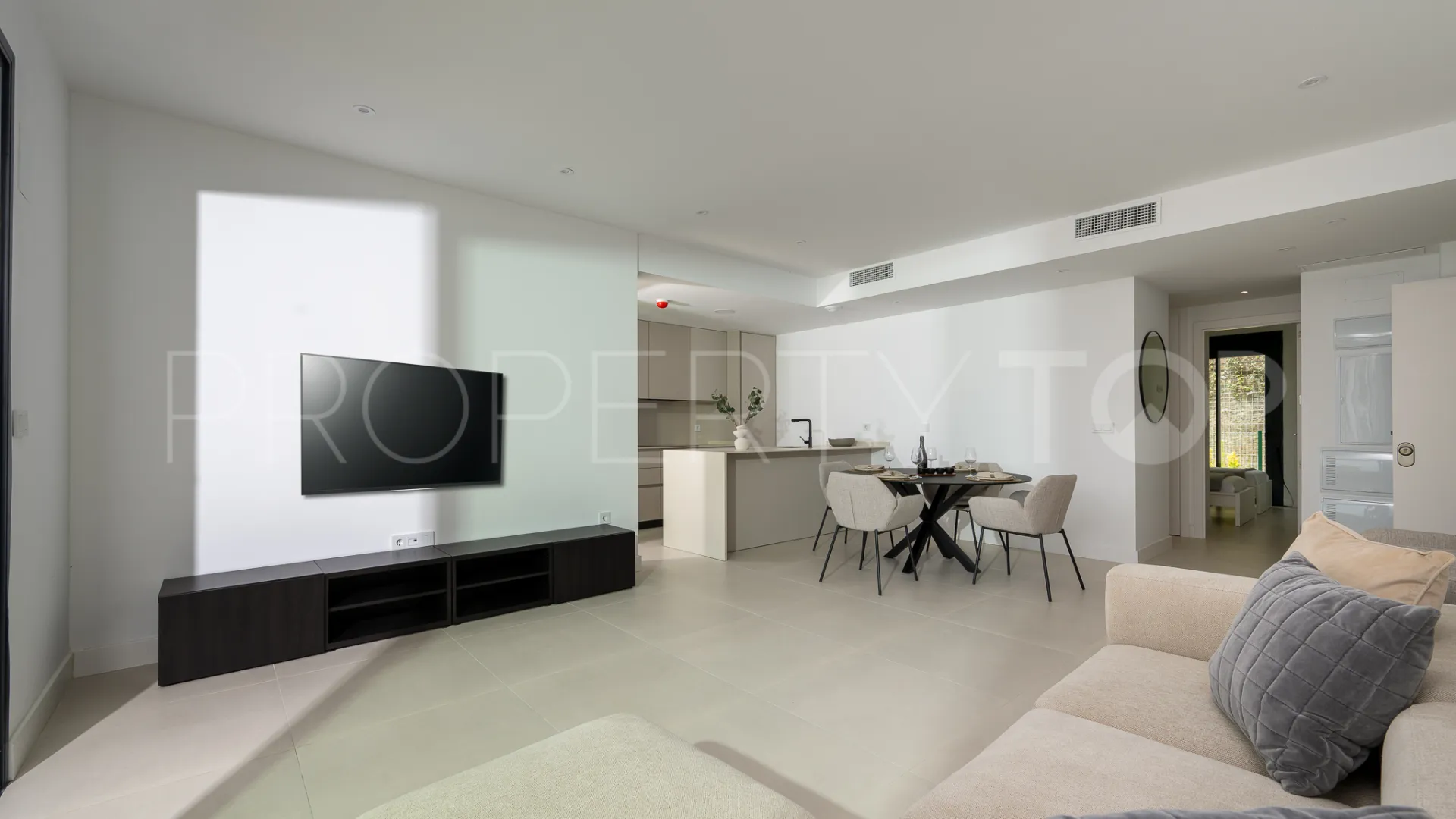 Fuengirola, apartamento planta baja de 3 dormitorios en venta