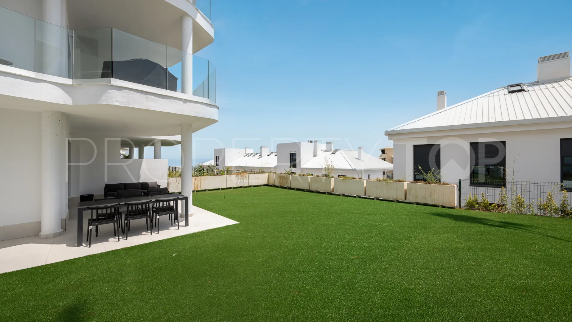 Fuengirola, apartamento planta baja de 3 dormitorios en venta