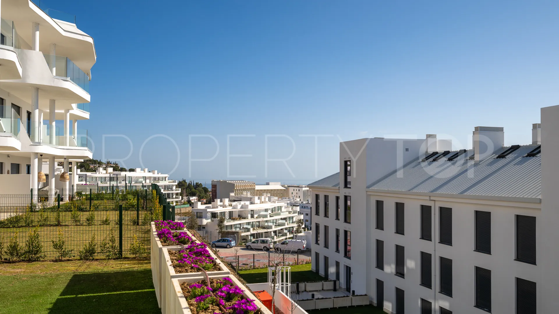 Fuengirola, apartamento planta baja de 3 dormitorios en venta