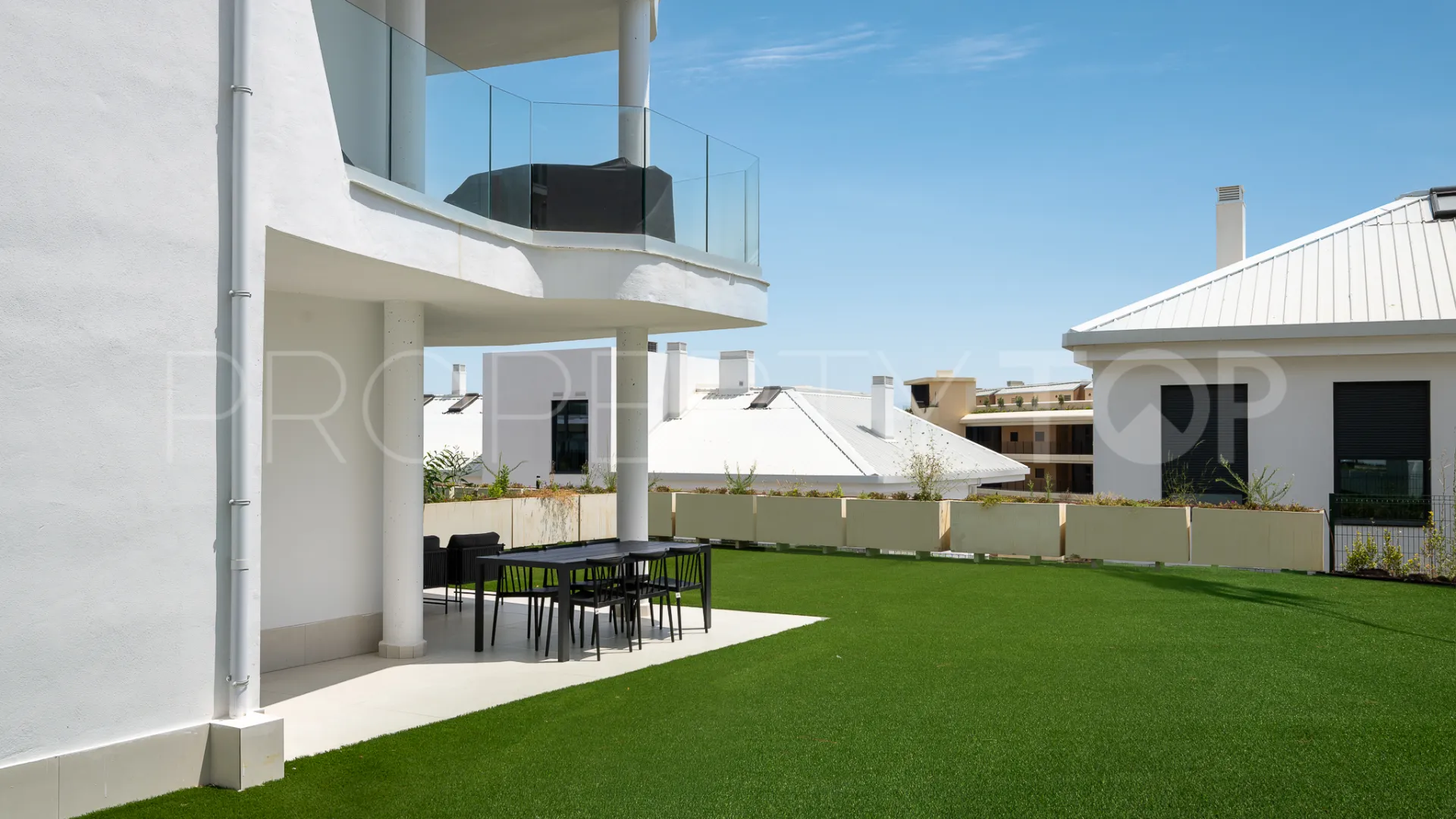 Fuengirola, apartamento planta baja de 3 dormitorios en venta
