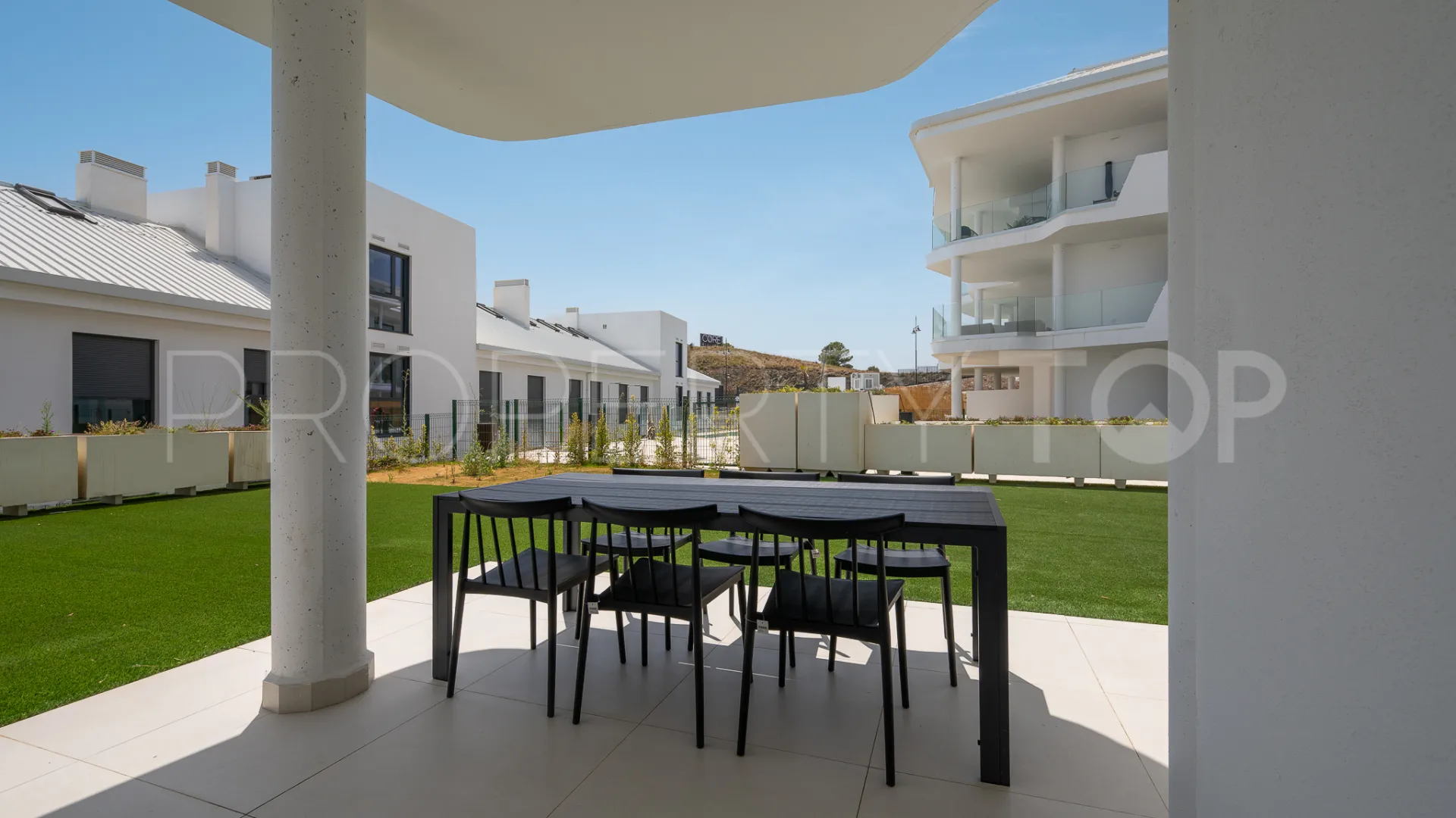 Fuengirola, apartamento planta baja de 3 dormitorios en venta