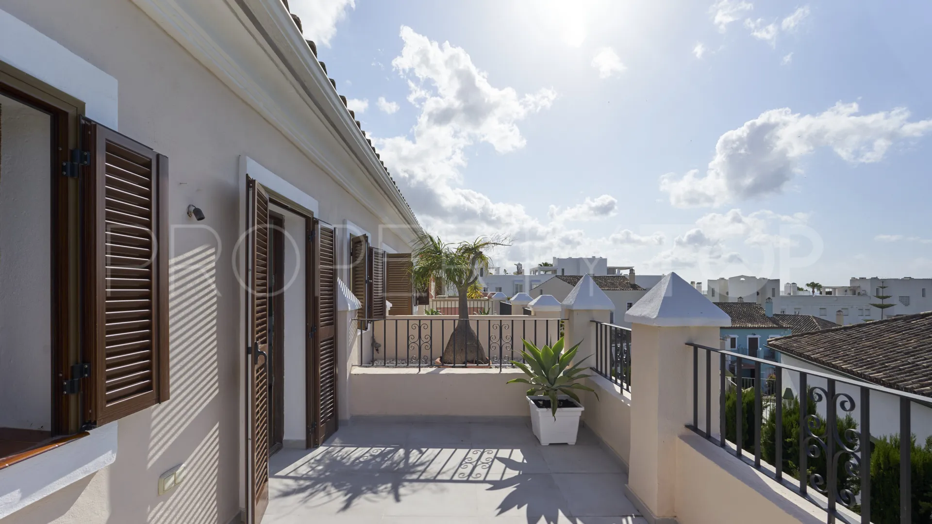 Semi detached house for sale in Marbella Golden Mile with 5 bedrooms