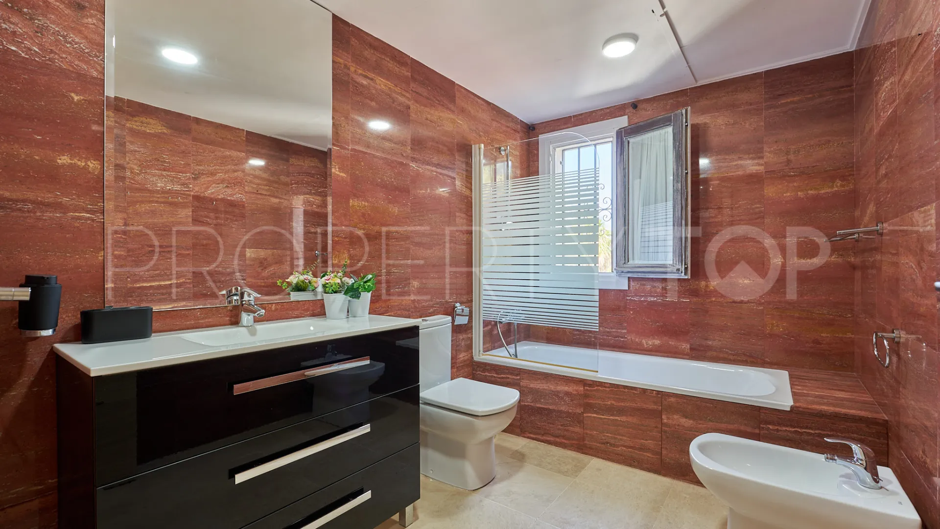 Semi detached house for sale in Marbella Golden Mile with 5 bedrooms