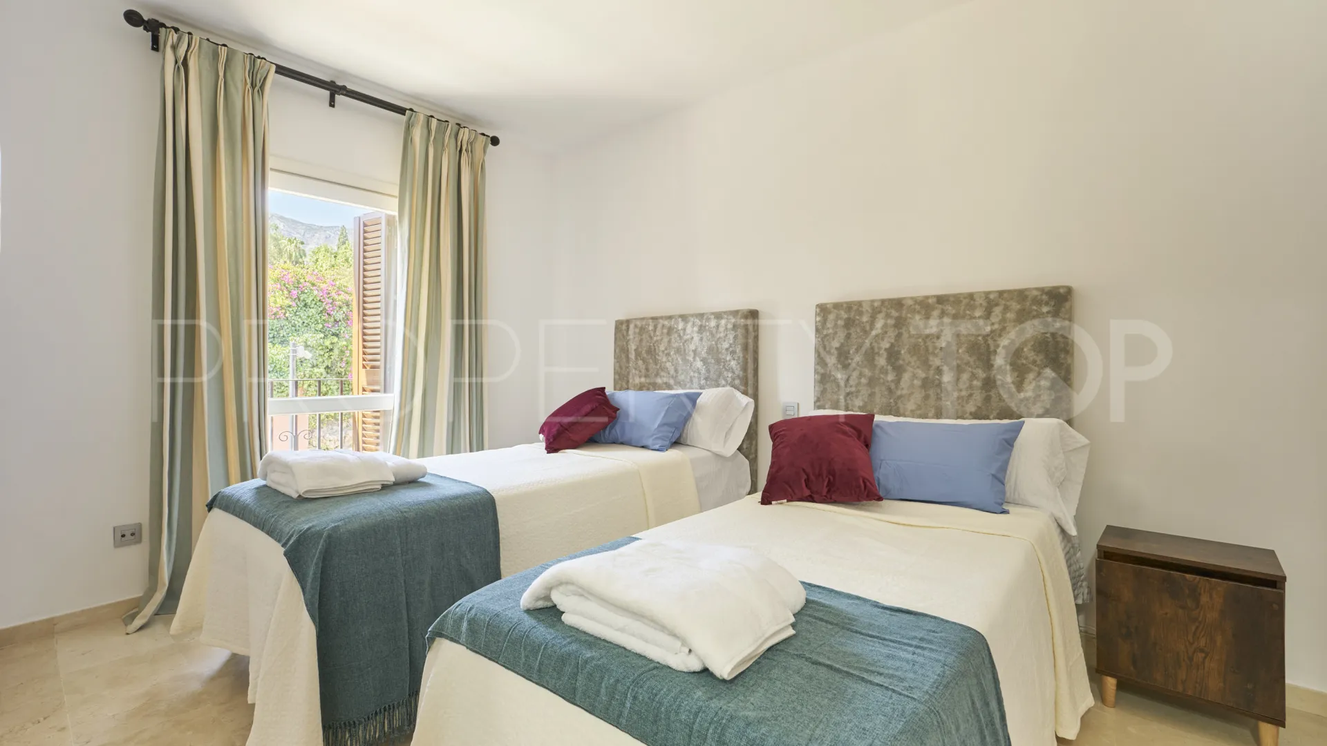 Marbella Golden Mile semi detached house for sale