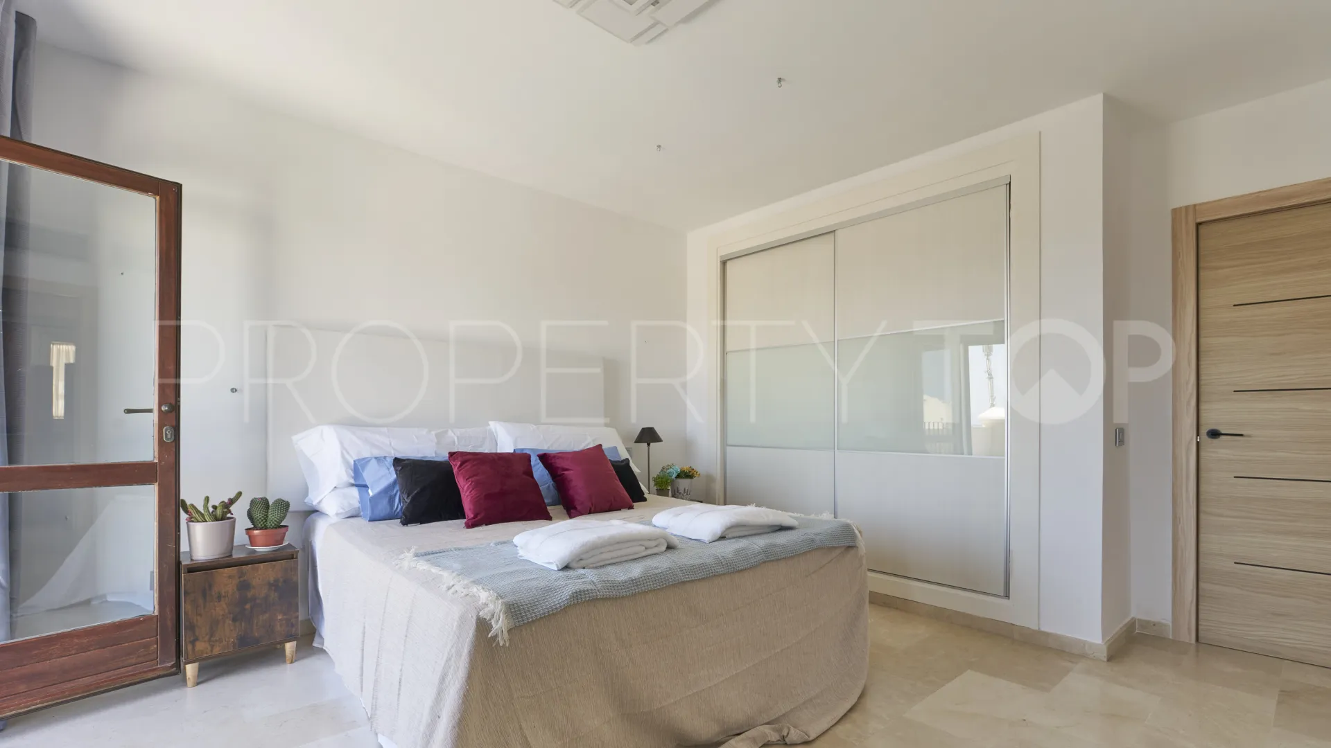 Marbella Golden Mile semi detached house for sale