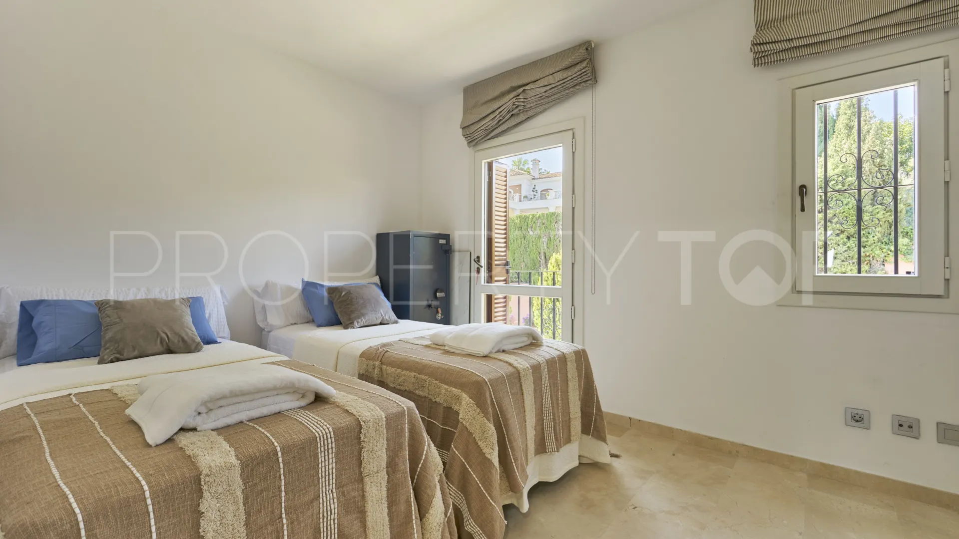 Marbella Golden Mile semi detached house for sale