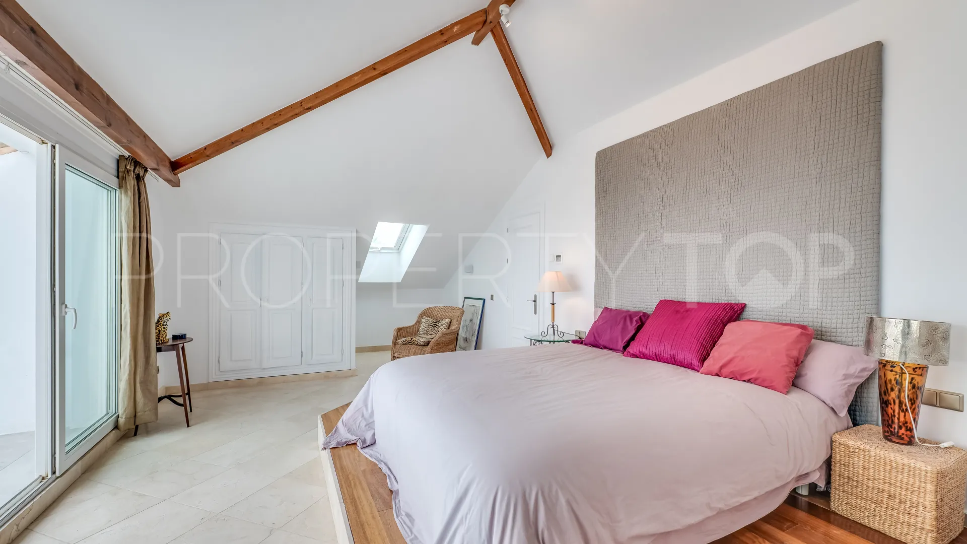4 bedrooms Rio Real villa for sale