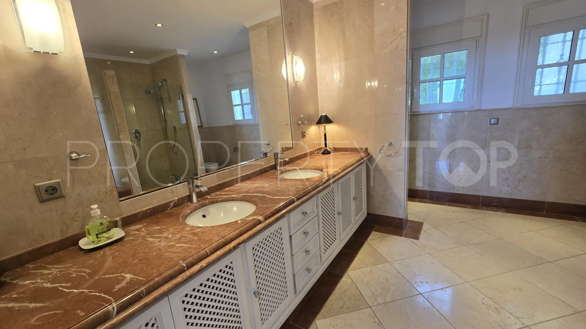 4 bedrooms Rio Real villa for sale