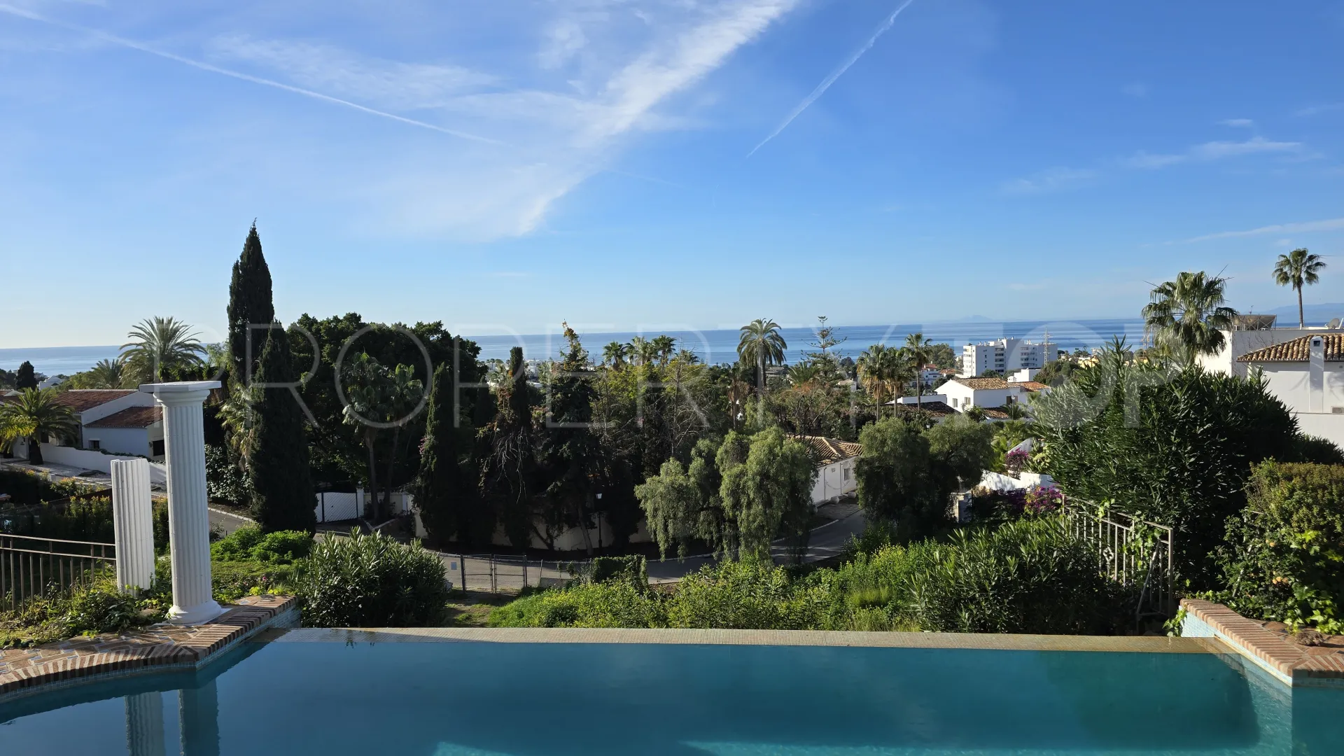 4 bedrooms Rio Real villa for sale