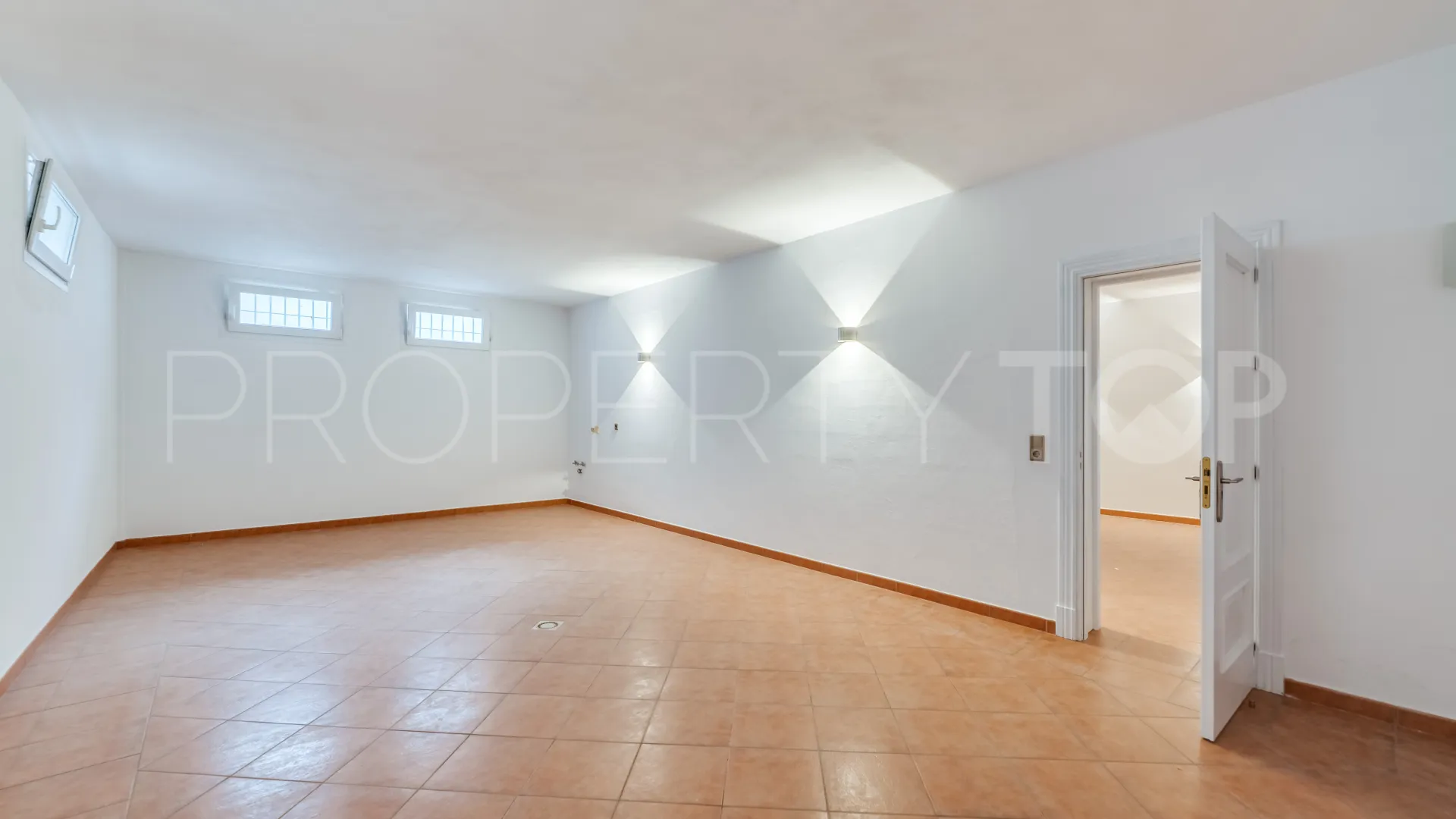 4 bedrooms Rio Real villa for sale