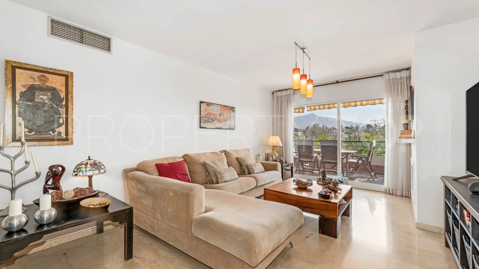 Guadalmina Alta, atico duplex de 3 dormitorios en venta