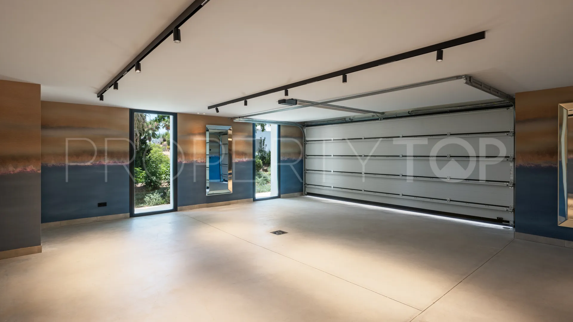 8 bedrooms villa in El Herrojo for sale