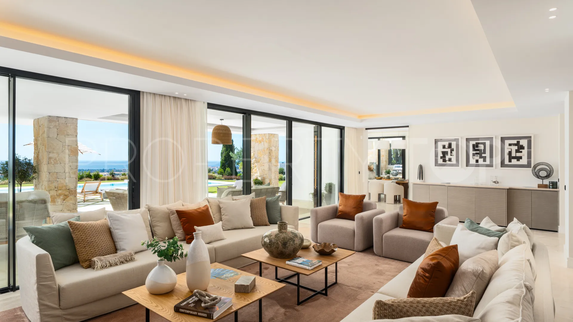 8 bedrooms villa in El Herrojo for sale